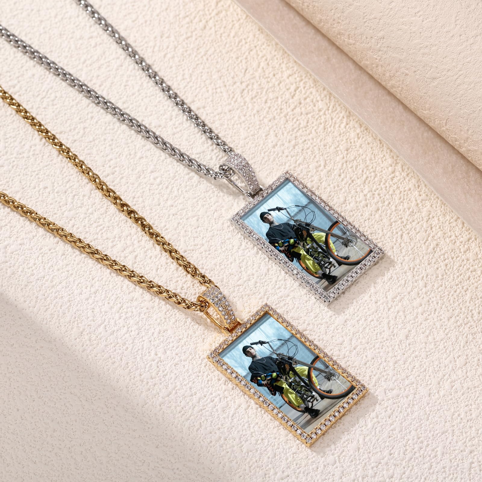 INBLUE Personalizzato Hip Hop Gioielli Memoria Foto Collana Pendente Inciso Testo per Uomo Donna Rame Angelo Ala Rotonda Cuore Zirconi Pendente Medaglia Corda Catena Regali Personalizzati