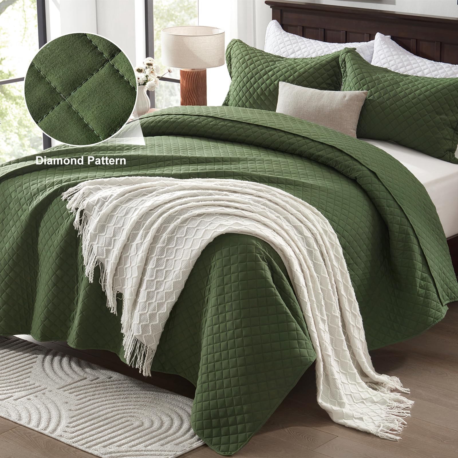 SunStyle Home Olive Green Queen Quilt Bedding Set, Lightweight Summer Blanket Bedspread, Full Queen Size Quilt, Luxury Durable Quilted Stitching Coverlet with 2 Pillow Shams Diamond All Seasons 3pcs