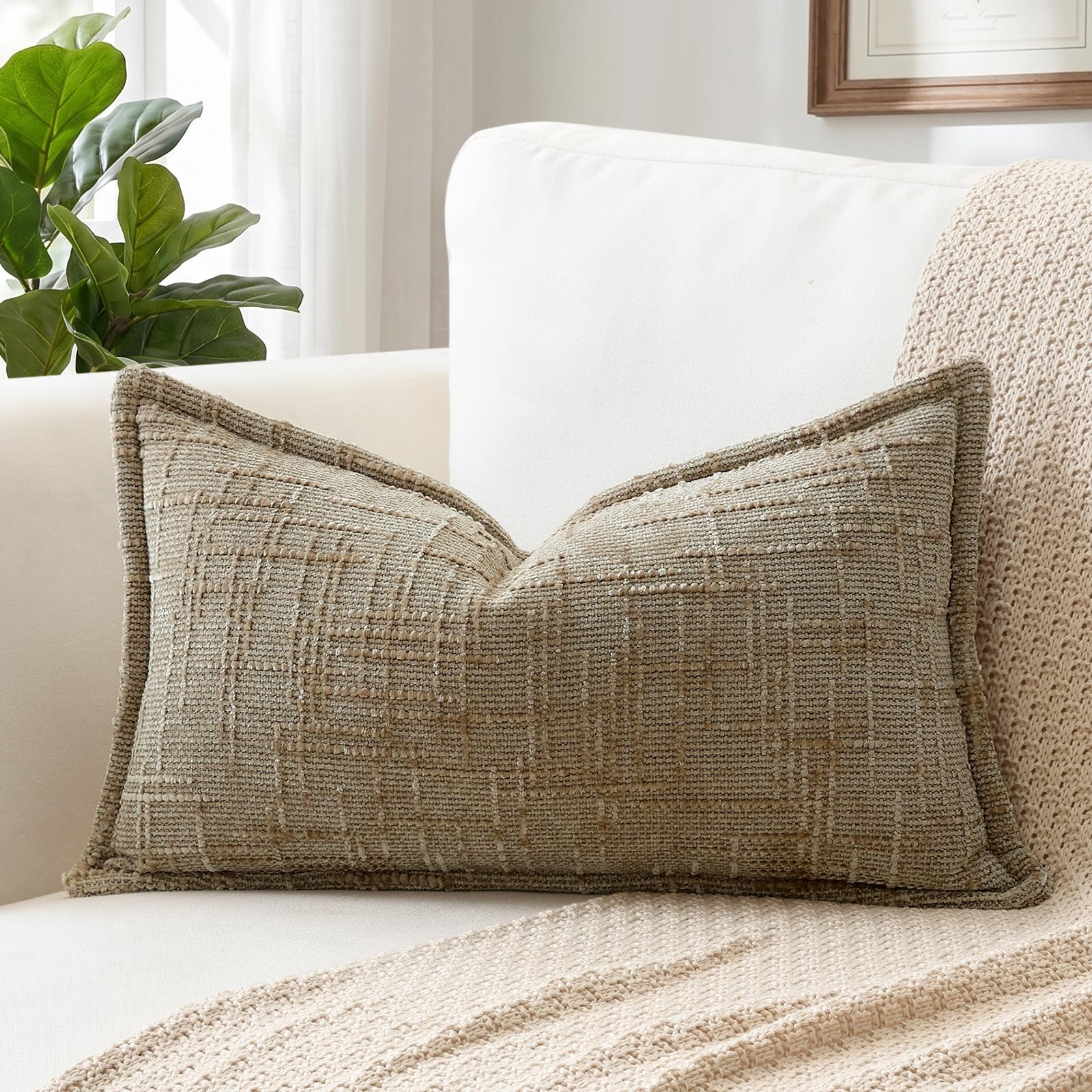 Sungeek Oatmeal Chenille Textured Decorative Cushion Cover, Soft Cozy Bound Edge Design Cushion Case, Solid Farmhouse Lumbar Pillow Case for Couch Sofa Bed Living Room, 40x60cm