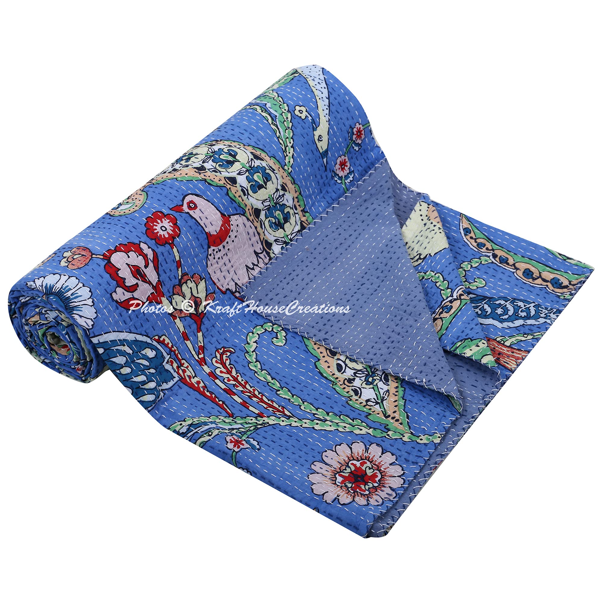 Couverture Kantha en coton bleu pour masquer un canapé usé avec élégance