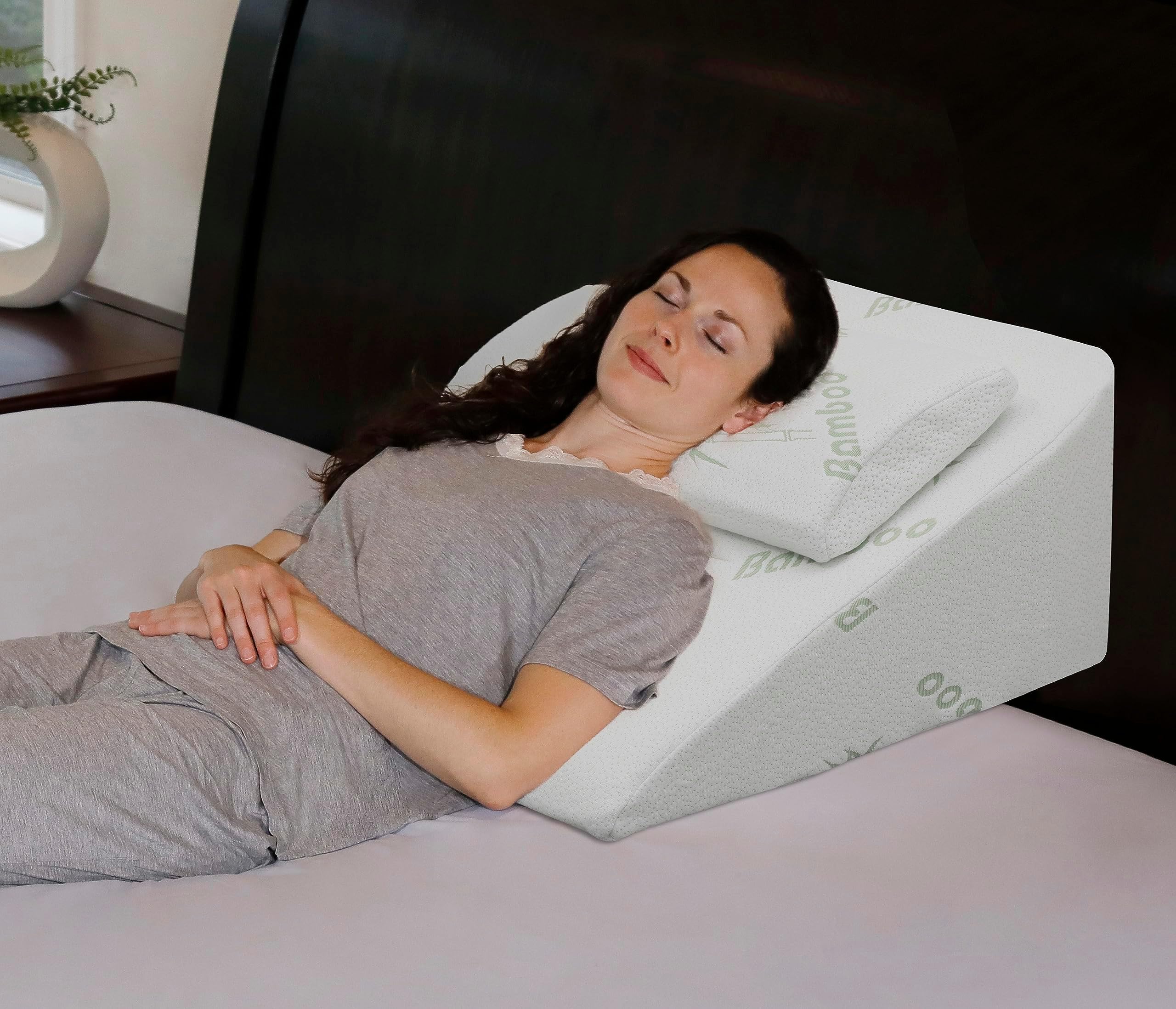 InteVision Ortho Bed Wedge Pillow with a, Removable Cover