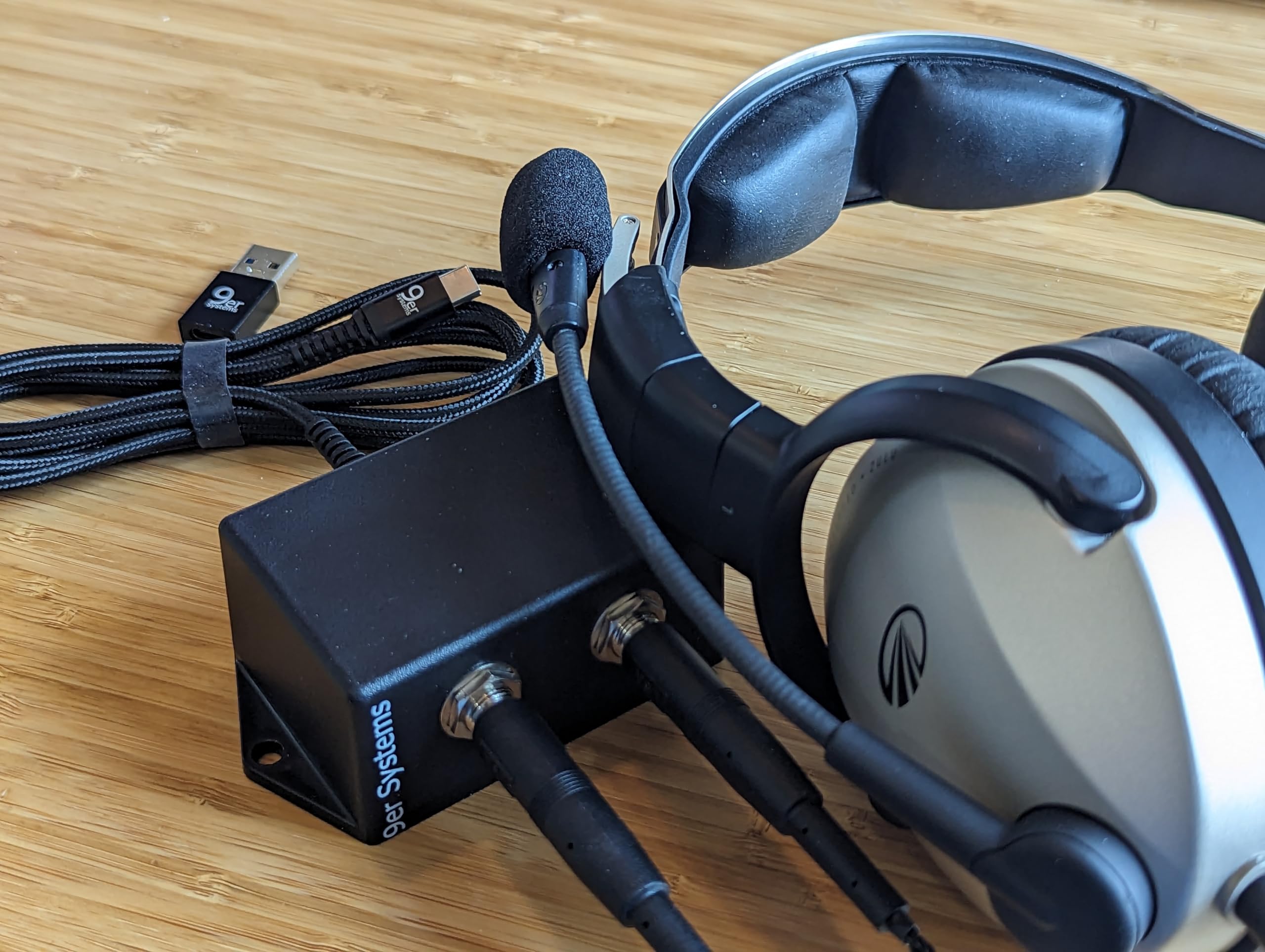 9er Systems USB2GA Aviation Headset to USB Adapter