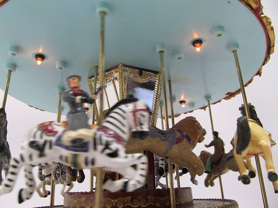 Amazon.com: Mr. Christmas Triple Decker Carousel : Home & Kitchen