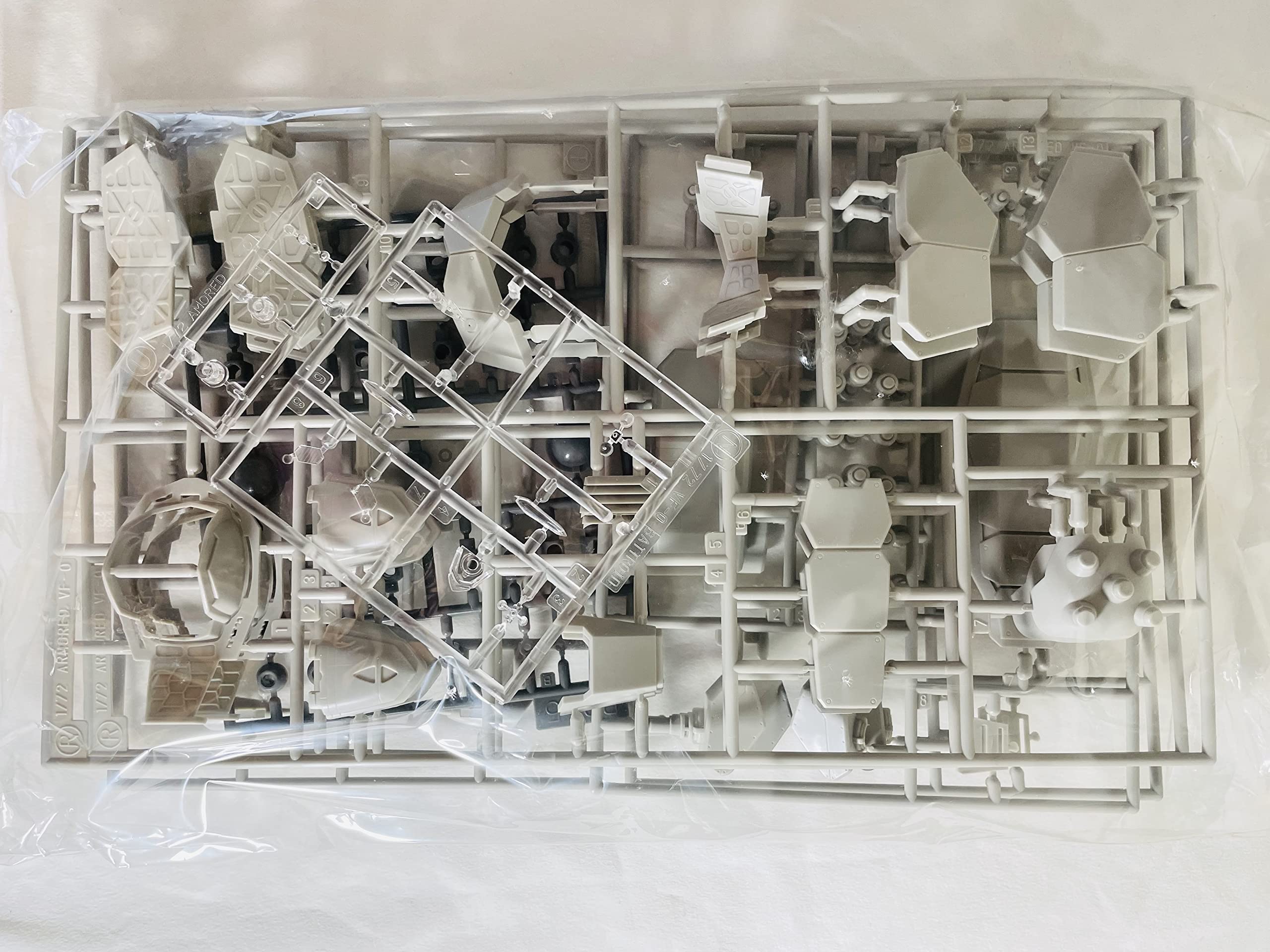 Amazon | ハセガワ 1/72 マクロスゼロシリーズ リアクティブ