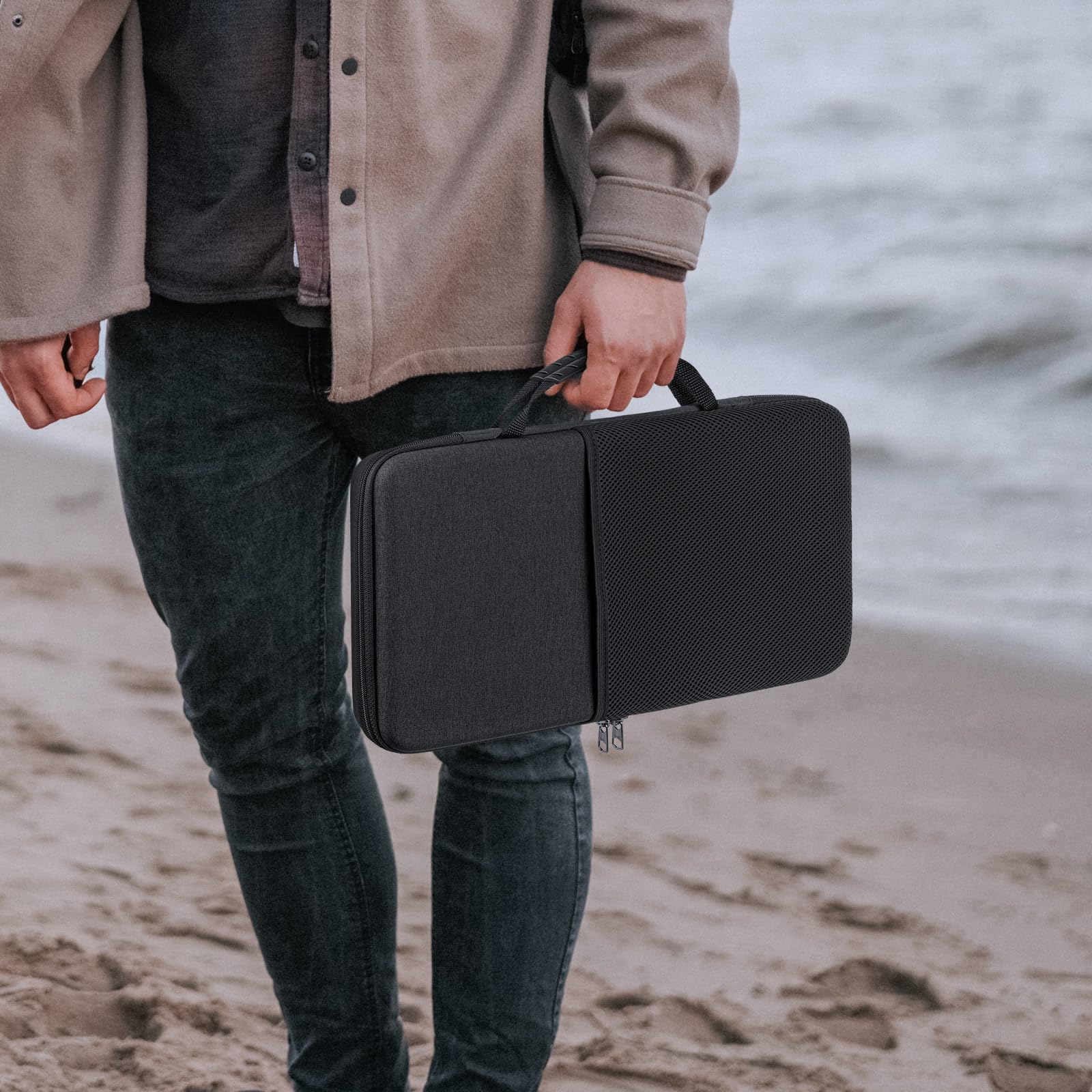 Amazon.com: GEEKRIA Hard Shell Travel Carrying Keyboard Case