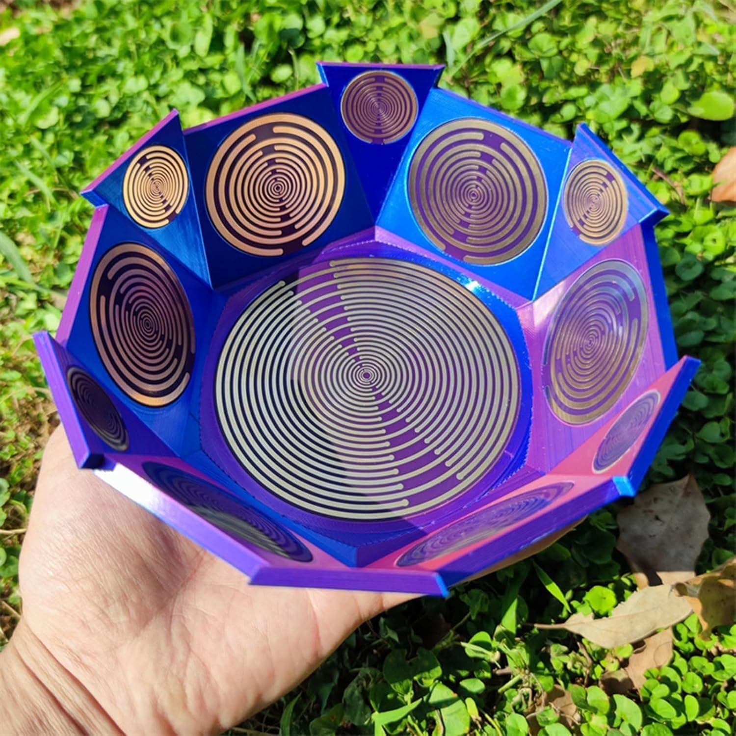 Oscylator wielofalowy z dyskiem polaryzacyjnym Tesla do energetyzacji wody i równoważenia harmonicznego, kompatybilny z różnymi rozmiarami dysków i konstrukcją 24-obrotową