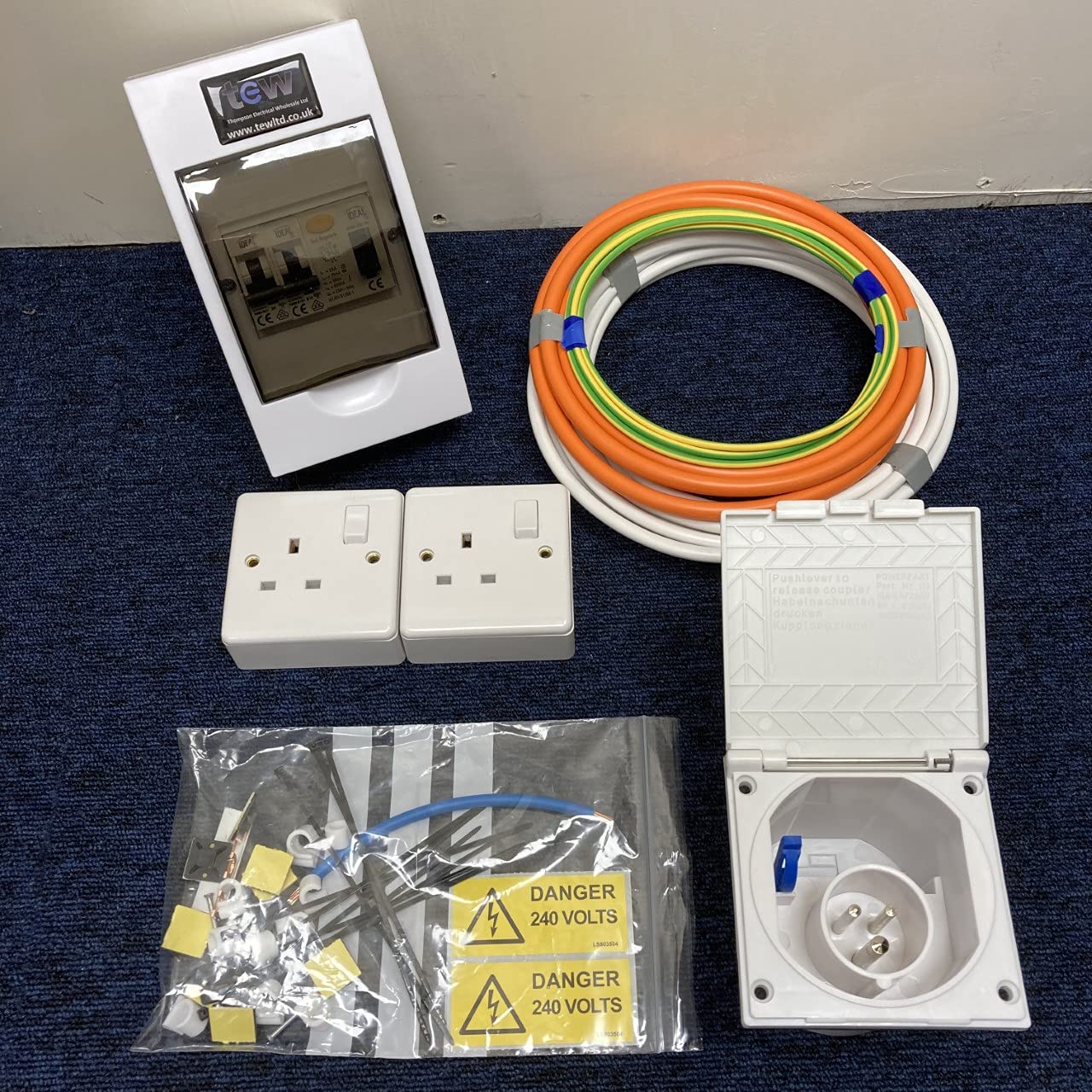 200 Pezzi Viti Autofilettanti 4,8 X 32 Mm In Acciaio Inox A2 Con Lente Testa Selbstschneidend DIN 7504 M TX 25 V2 A