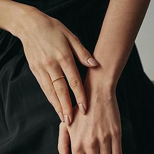 【Shapes Studio】Small Bobble Stackingリング Amazon.com: Shapes Studio 18K Gold Plated Small Bobble