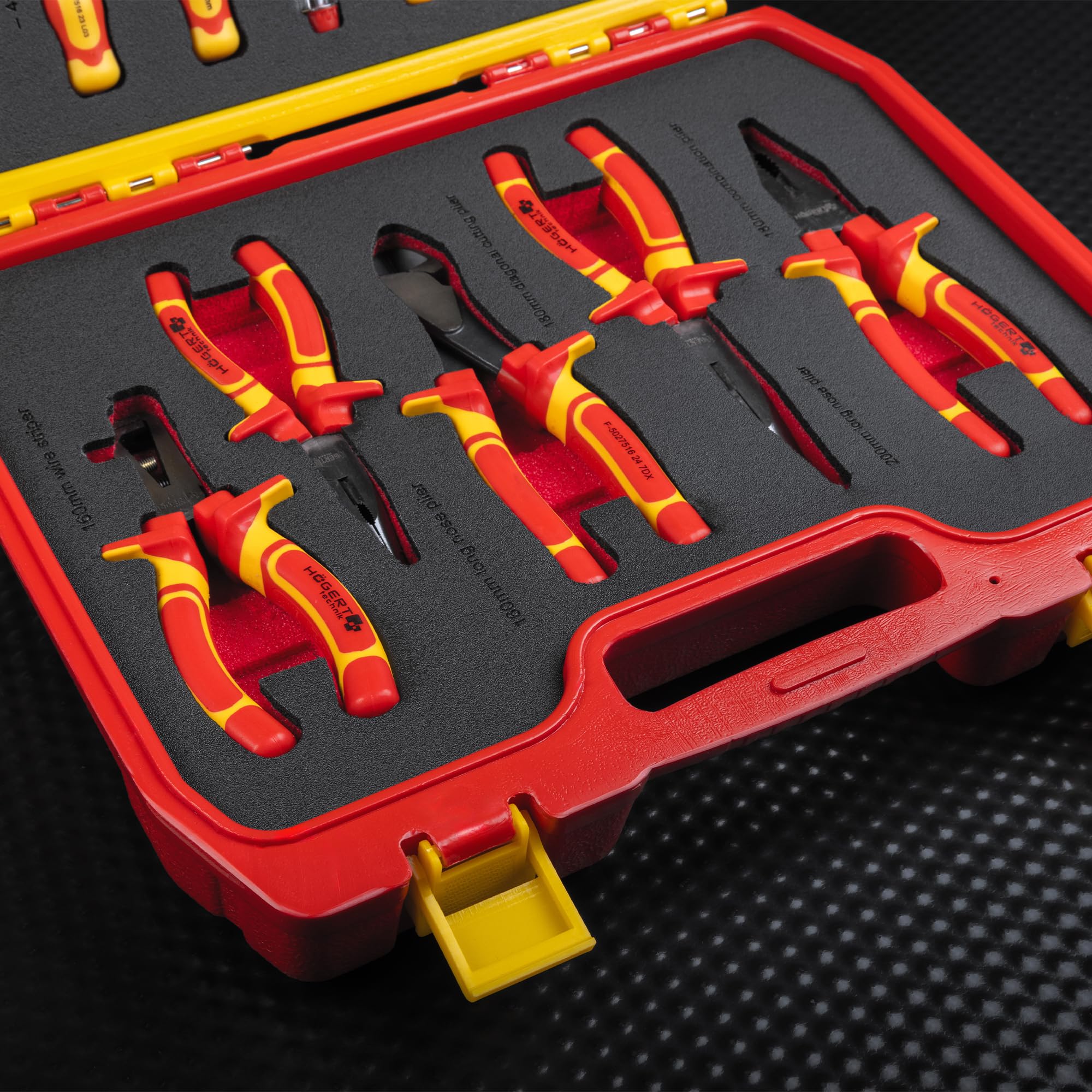 HÖGERT TECHNIK Juego de 12 herramientas para electricistas: destornillador manual aislado de 1000V, destornilladores planos y de estrella, comprobador de tensión, maletín de plástico para herramientas