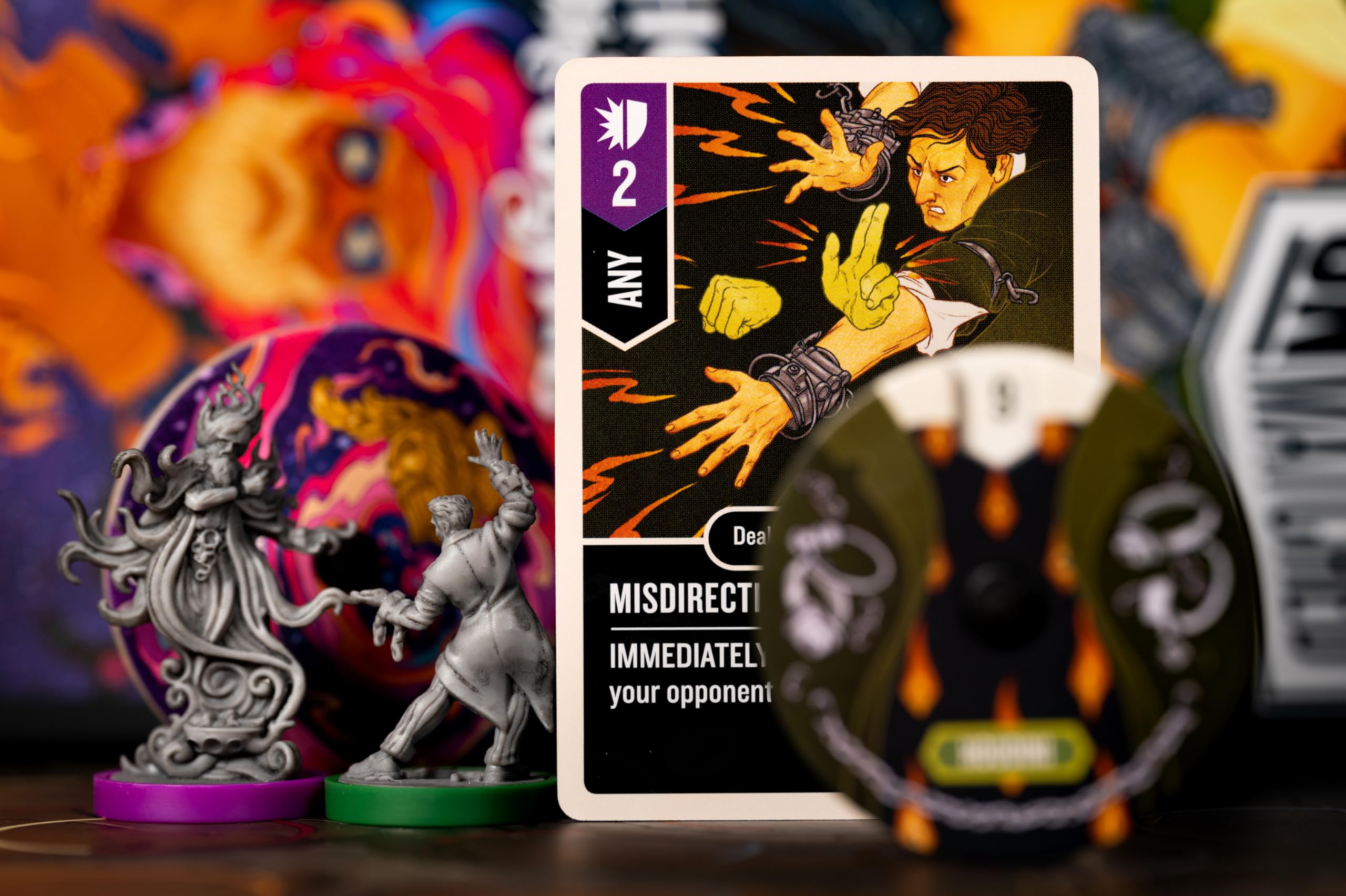 Iello Inégalé : Houdini vs The Genie - Jeu de société à partir de 9 ans - 2 joueurs - Temps de jeu de 20 minutes