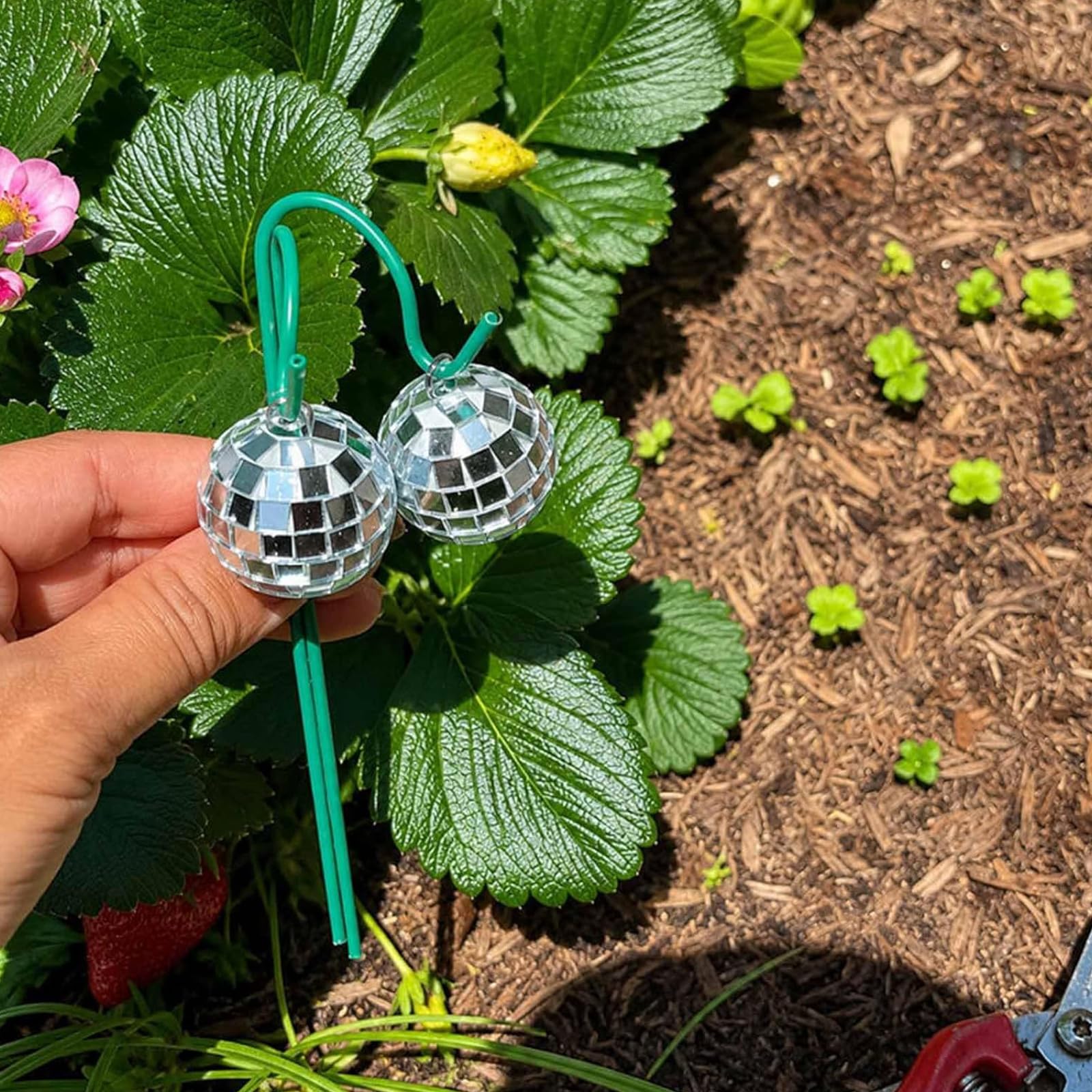 1pc Solar-Powered Disco Balls Garden Stake