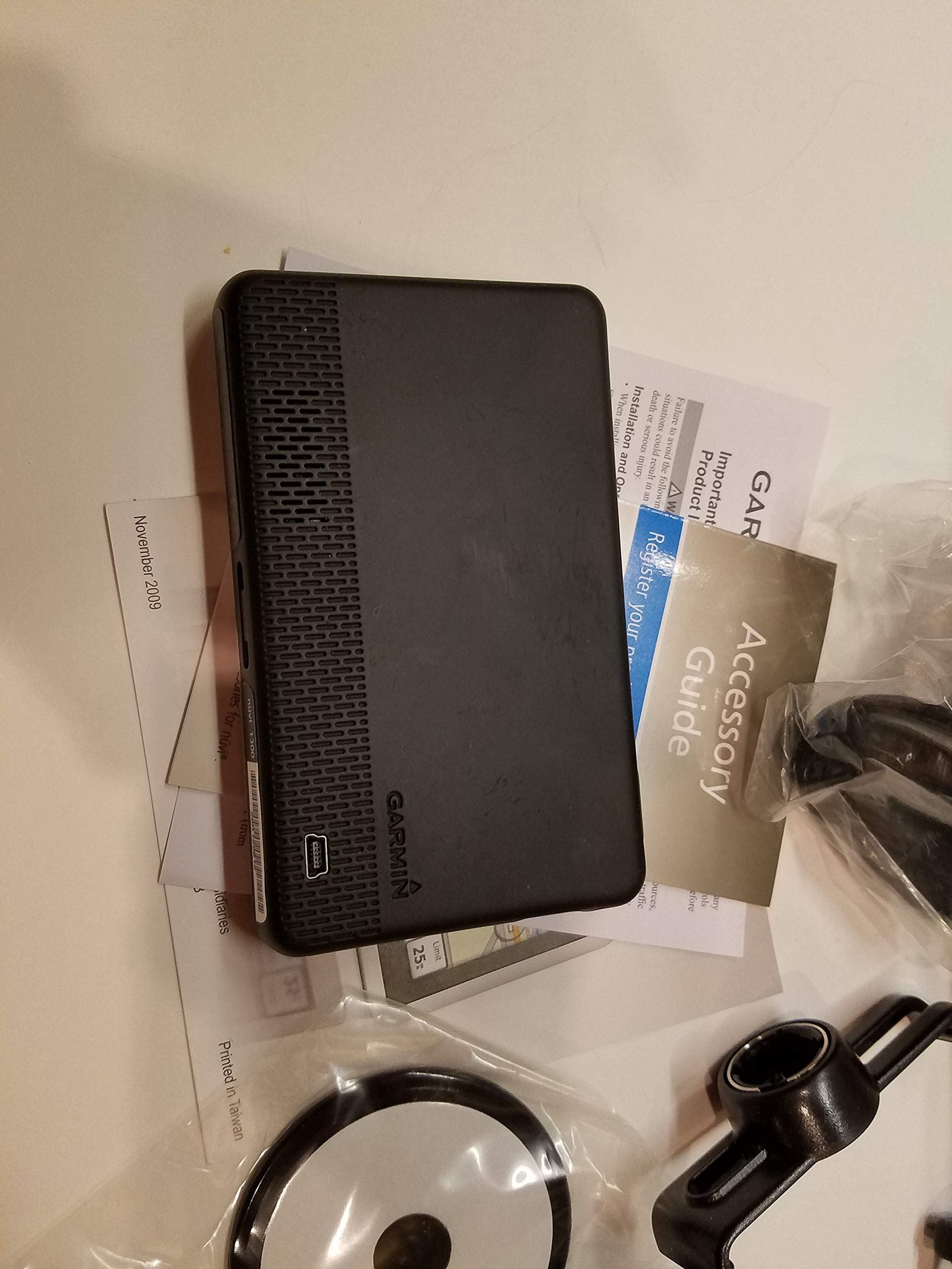 Garmin nüvi 1300 - Navigatore GPS portatile da 4,3" con aggiornamenti a vita delle mappe