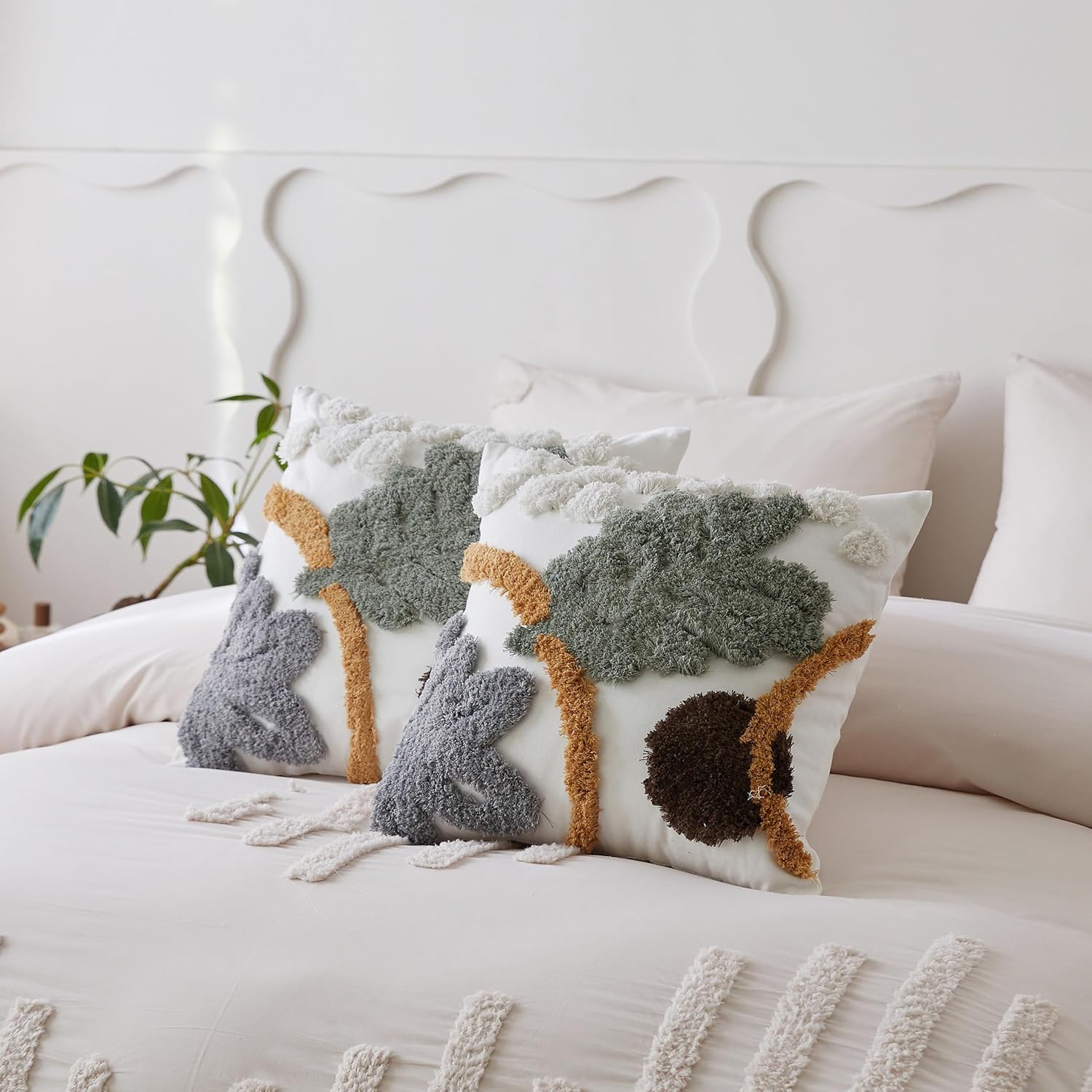 Simple&Opulence Boho Throw Pillow Covers 18x18 Set of 2, Tufted Jacquard Cotton Canvas Cushion Cases, Aesthetic Farmhouse Textured Pillowcase for Outdoor Couch Bed Car Decor(Tropical Leaf Plant)