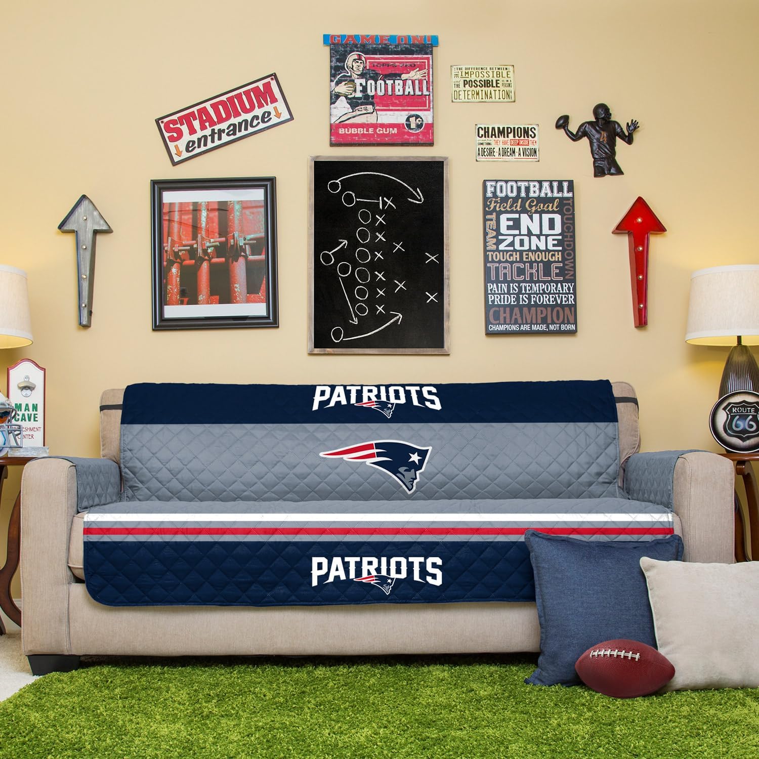 Pegasus Home Fashions Navy New England Patriots Sofa Protector