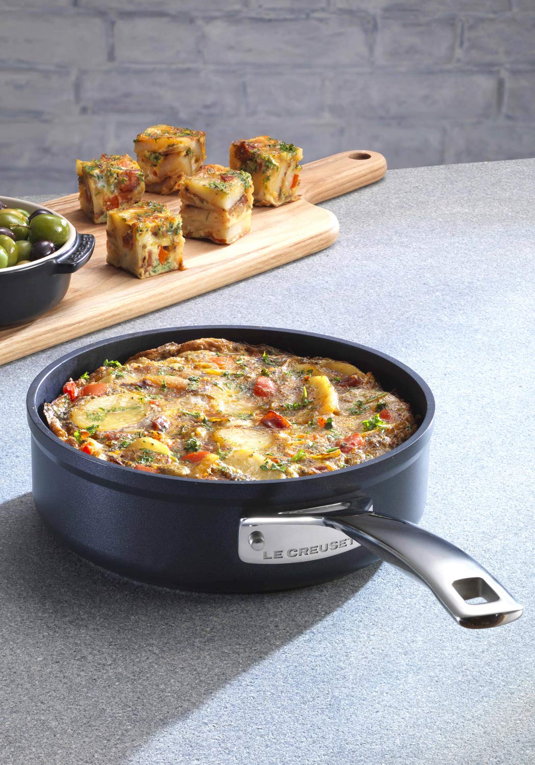 LE CREUSET - Set di pentole antiaderenti, 6 pezzi con 4 coperchi in vetro, ideale per tutti i forni e le gamme (induzione inclusa)