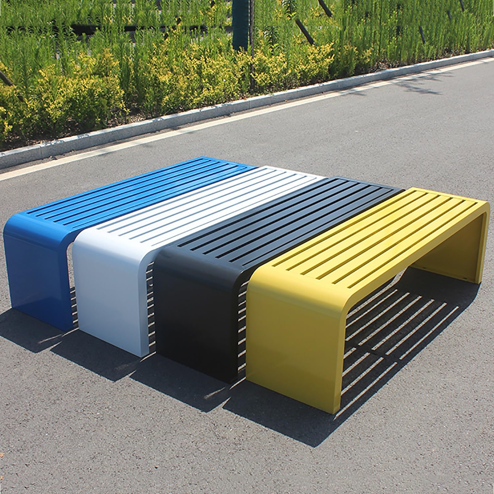Bancos de metal para exteriores, resistentes a la intemperie, sin respaldo, diseño de listones para patios, jardines y piscinas, asientos para exteriores, elegantes y funcionales