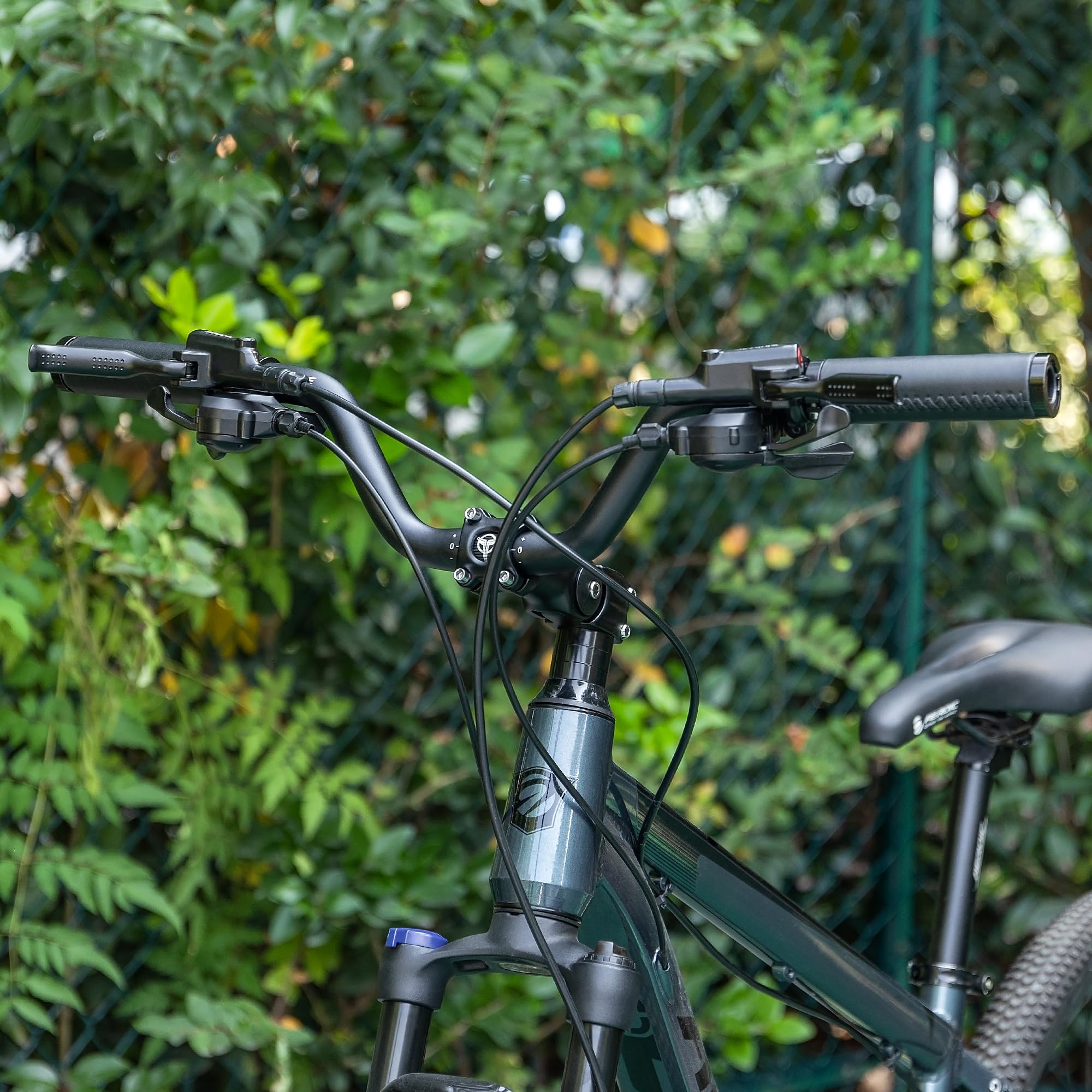 Guidon de vélo 25,4 pouces - 30 mm, 50 mm, 70 mm, 90 mm, 120 mm - Guidon de vélo en alliage d'aluminium de 620 mm (montée de 90 mm)