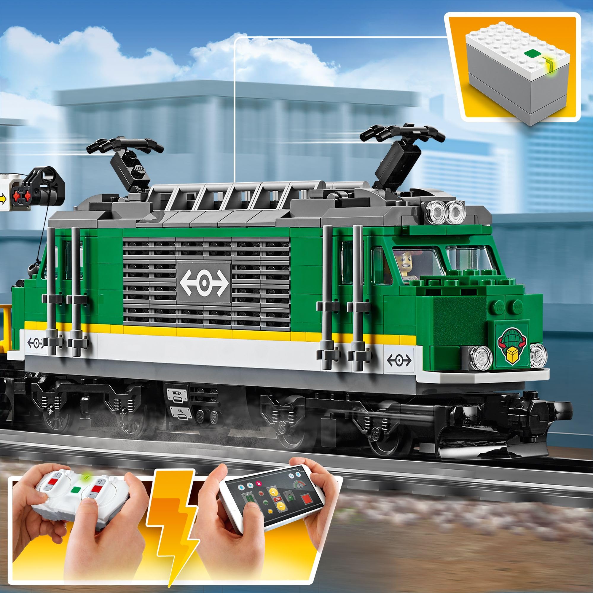 LEGO City Trains Güterzug - Zug Spielzeug, Gabelstapler, 32 Gleisstücke, Signalleuchten & 6 Minifiguren – Lokomotive Spielset für Kinder - Kreatives Geschenk für Jungen & Mädchen ab 6 Jahren - 60198