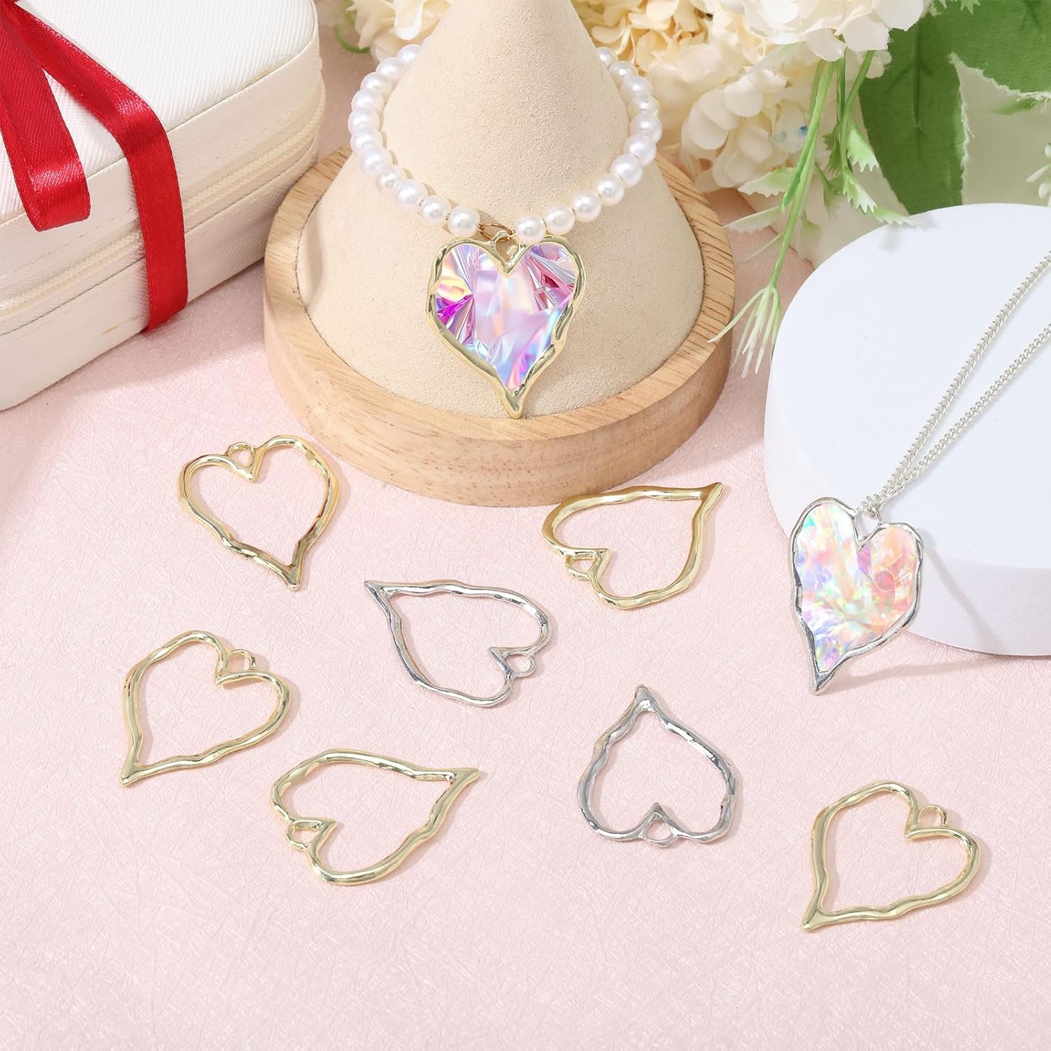 CHGCRAFT 20Pcs 2 Colors Heart Open Back Bezel Charms Pendants Zinc Alloy Pendants Bezel Blank Trays Geometric Hollow Frame Charms For DIY UV Resin Epoxy Resin Pressed Flower Jewelry Golden Silver - Image 5