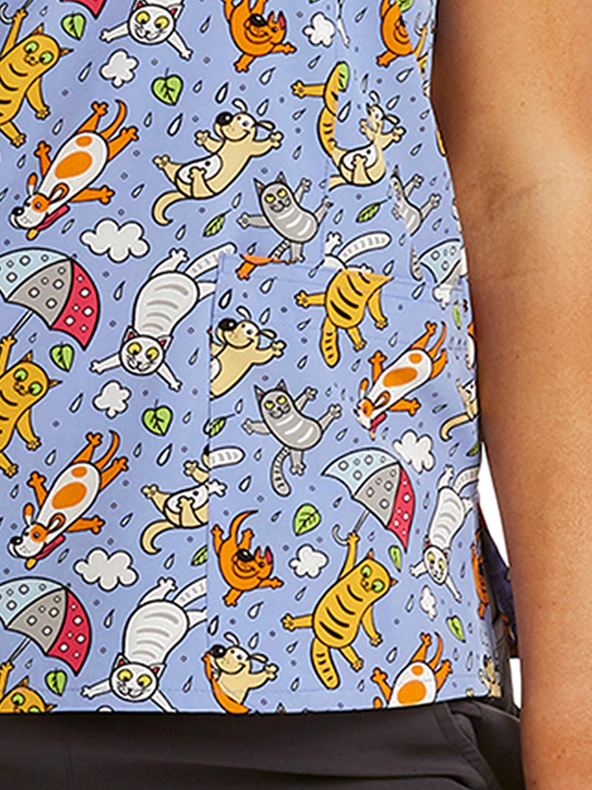 Maevn Prints 1767 Women's V-Neck Print Scrub Top, Playful Puddles, S