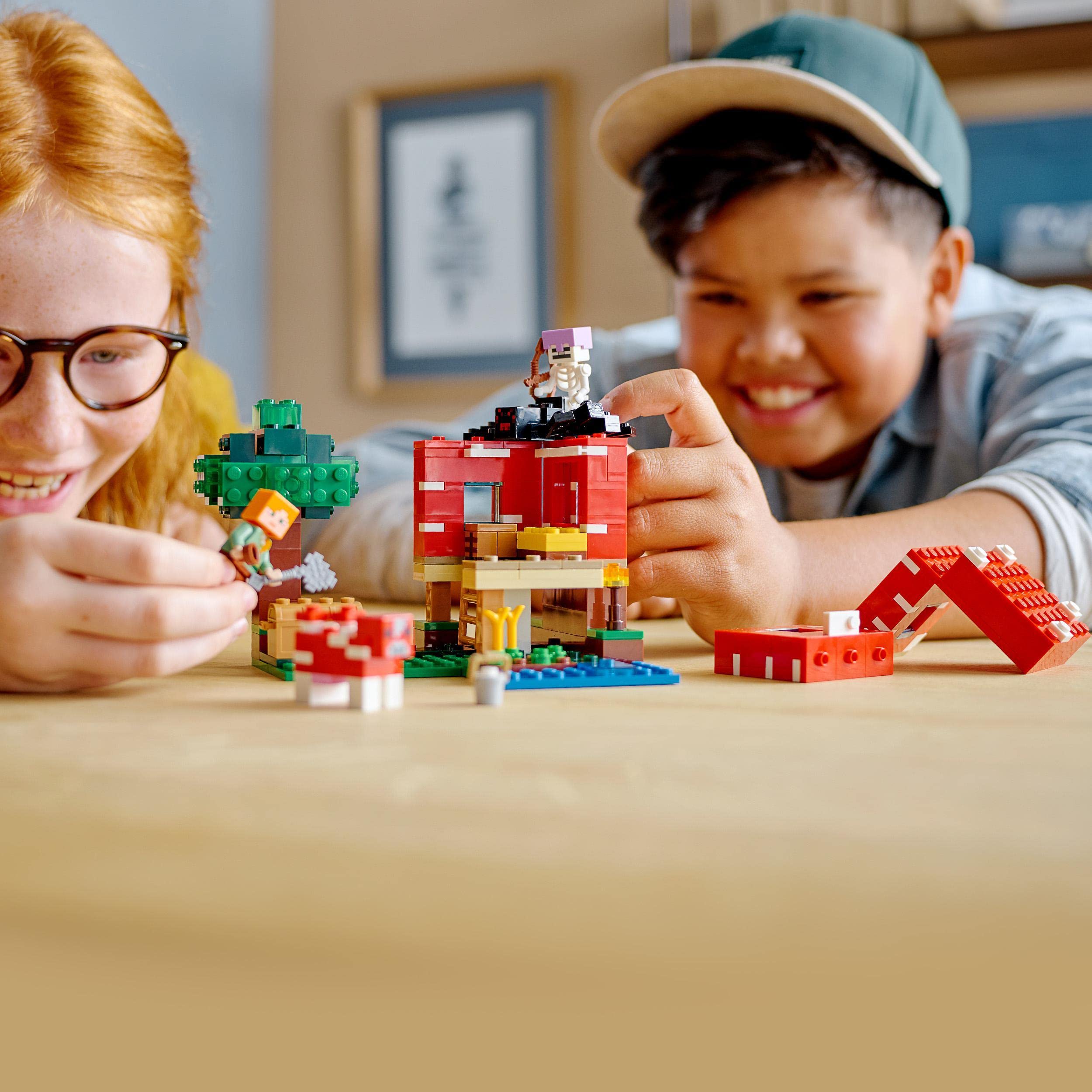 LEGO Minecraft La Casa-Champiñón, Juguete de Construcción, Idea de Regalo para Niños y Niñas de 8 Años o Más con Figuras de Alex, Champiñaca y Jinete Arácnido 21179