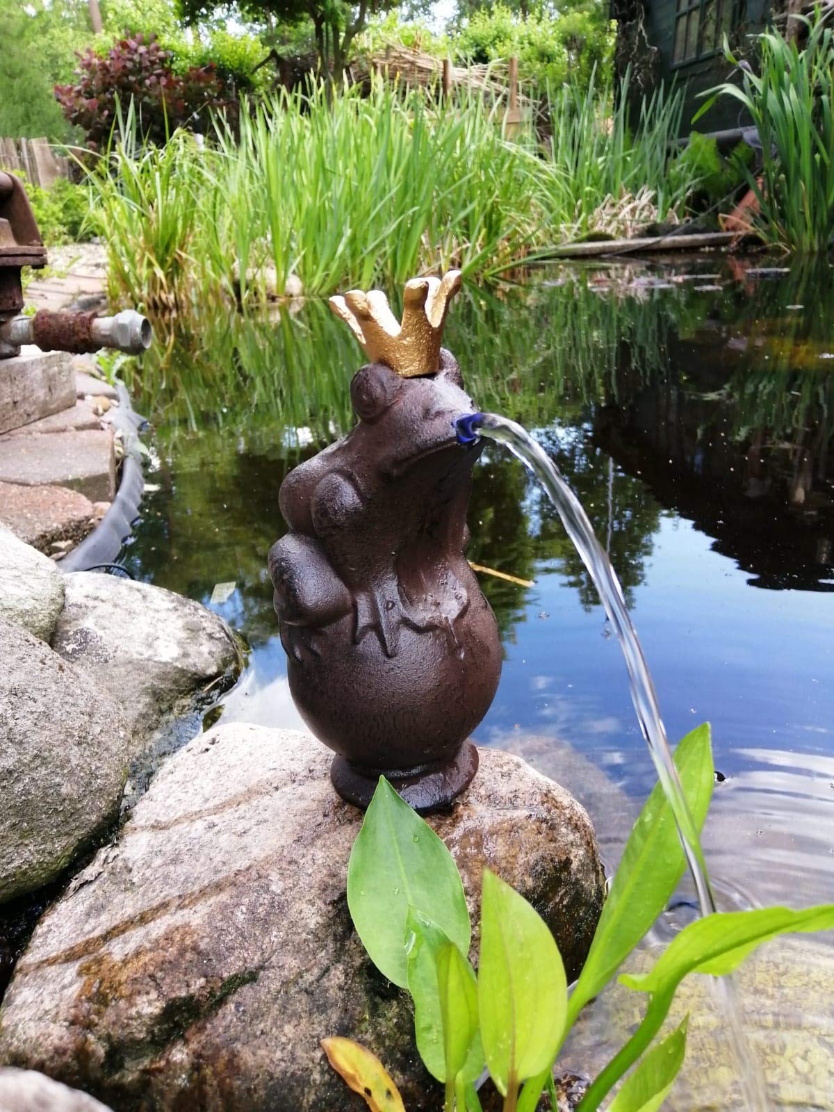 Wasserspeier Froschkönig 22cm inkl. Pumpe Teich Dekoration Gartenfigur Gusseisen
