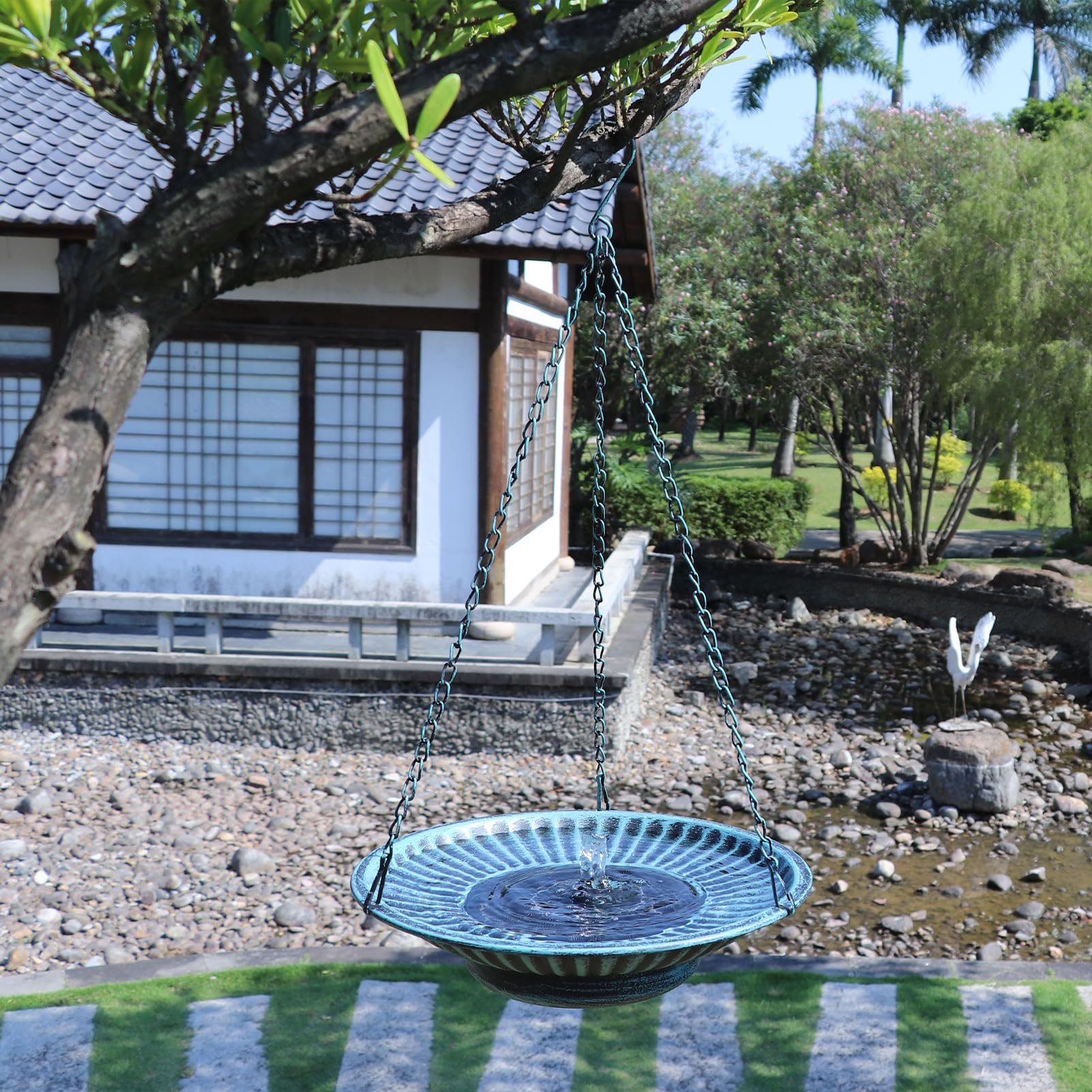 Solar-Vogeltränke zum Aufhängen, 30,5 cm, Solar-Vogeltränke, Brunnen für Garten, Terrasse, Dekoration | Hängende Vogeltränke mit Solarbrunnen, Metall-Vogeltränke, hängende Vogeltränke für draußen (blau)