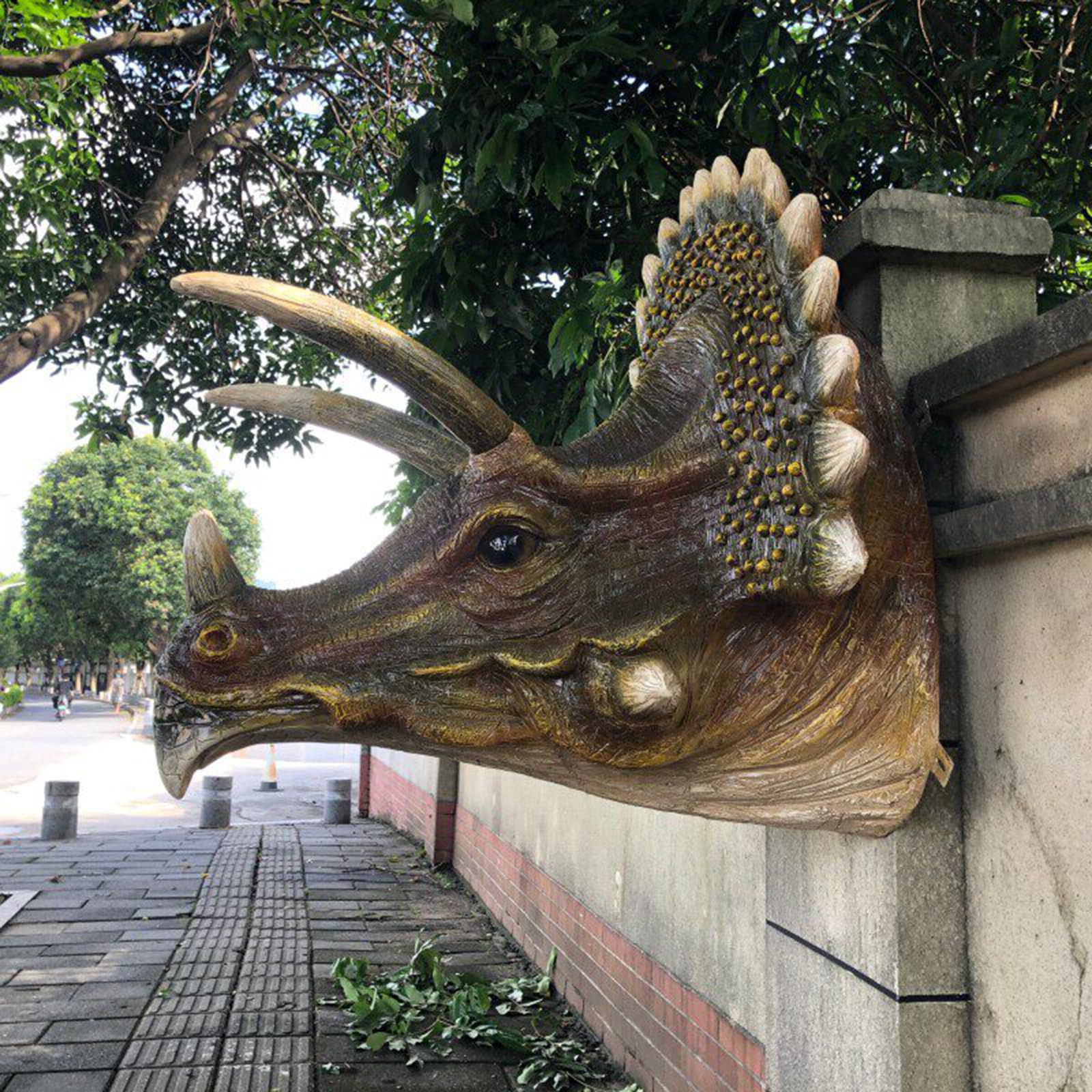 YXCQHZM Dekoracja ścienna z głową dinozaura - Triceratops montowana na ścianie rzeźba tablica figurka - realistyczna replika sztuki ściennej 3D do dekoracji domu