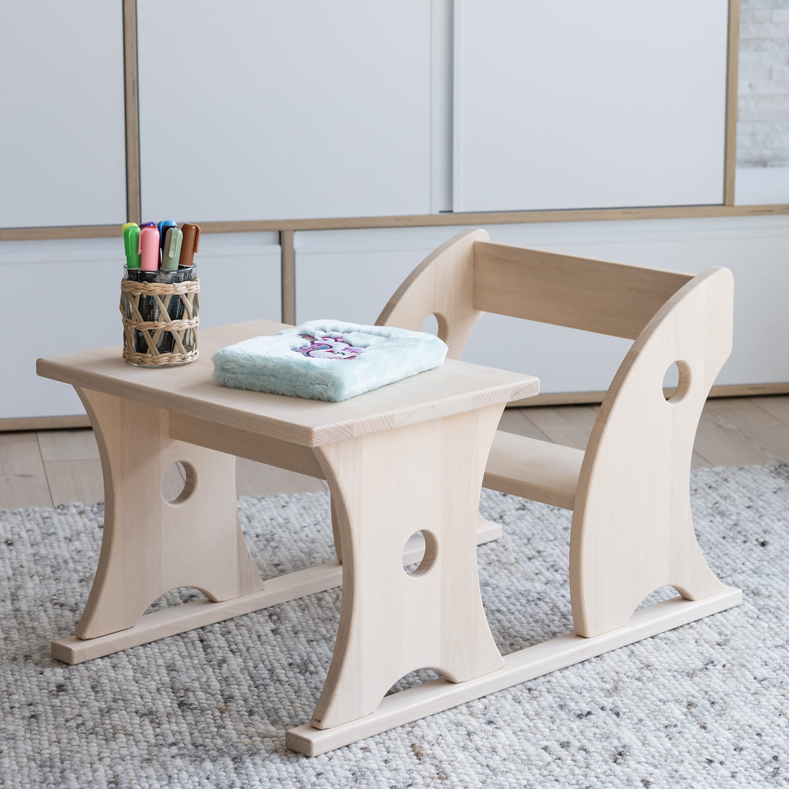 JOWE Pikler Essbänkchen | Kindertisch aus Holz Made in Austria | Pikler Sitzbänkchen aus Buche | Kindertisch mit Bank (Buche naturbelassen)