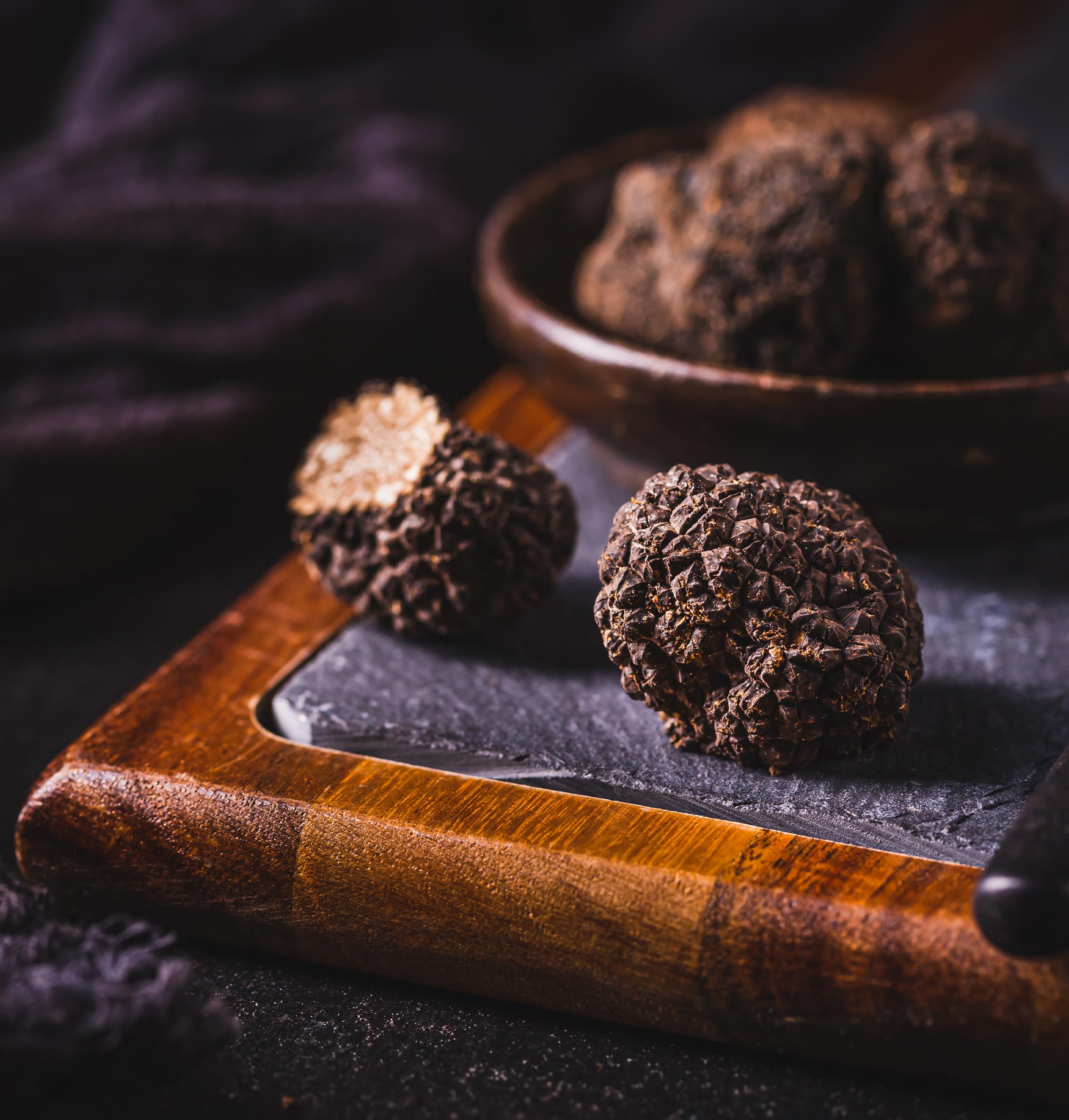 Olivieri1940 | Tranches de Truffes Noires D’etè | Truffes Conservées dans de l'Huile d'Olive Extra Vierge | 190g