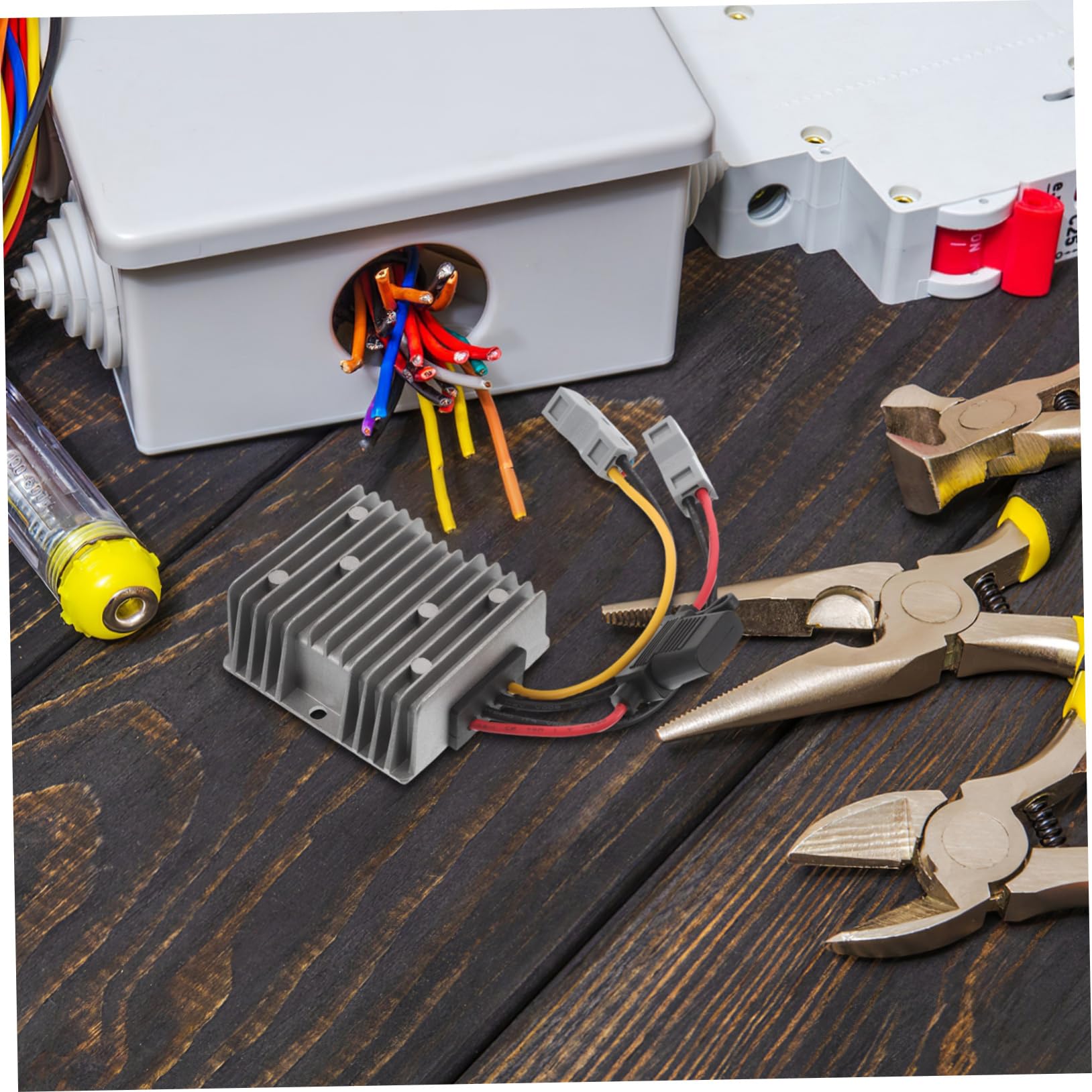 BESPORTBLE Trasformatore Step-down Dc-dc Regolatore Tensione Per Golf Auto Convertitore Con Fusibile e Terminali in Alluminio