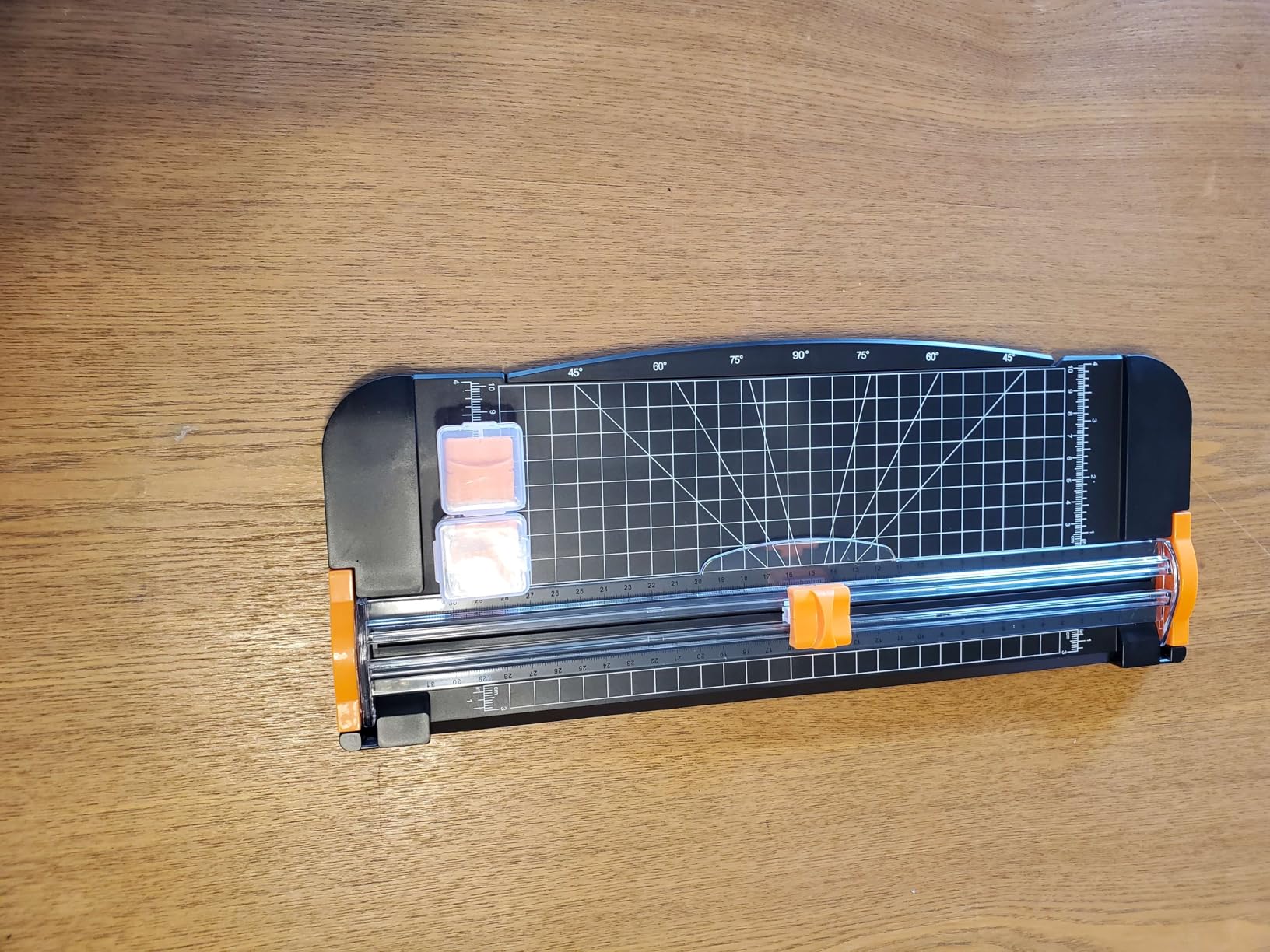 A4 Paper Cutter with Safety Protection Device and Side Ruler, Suitable ...