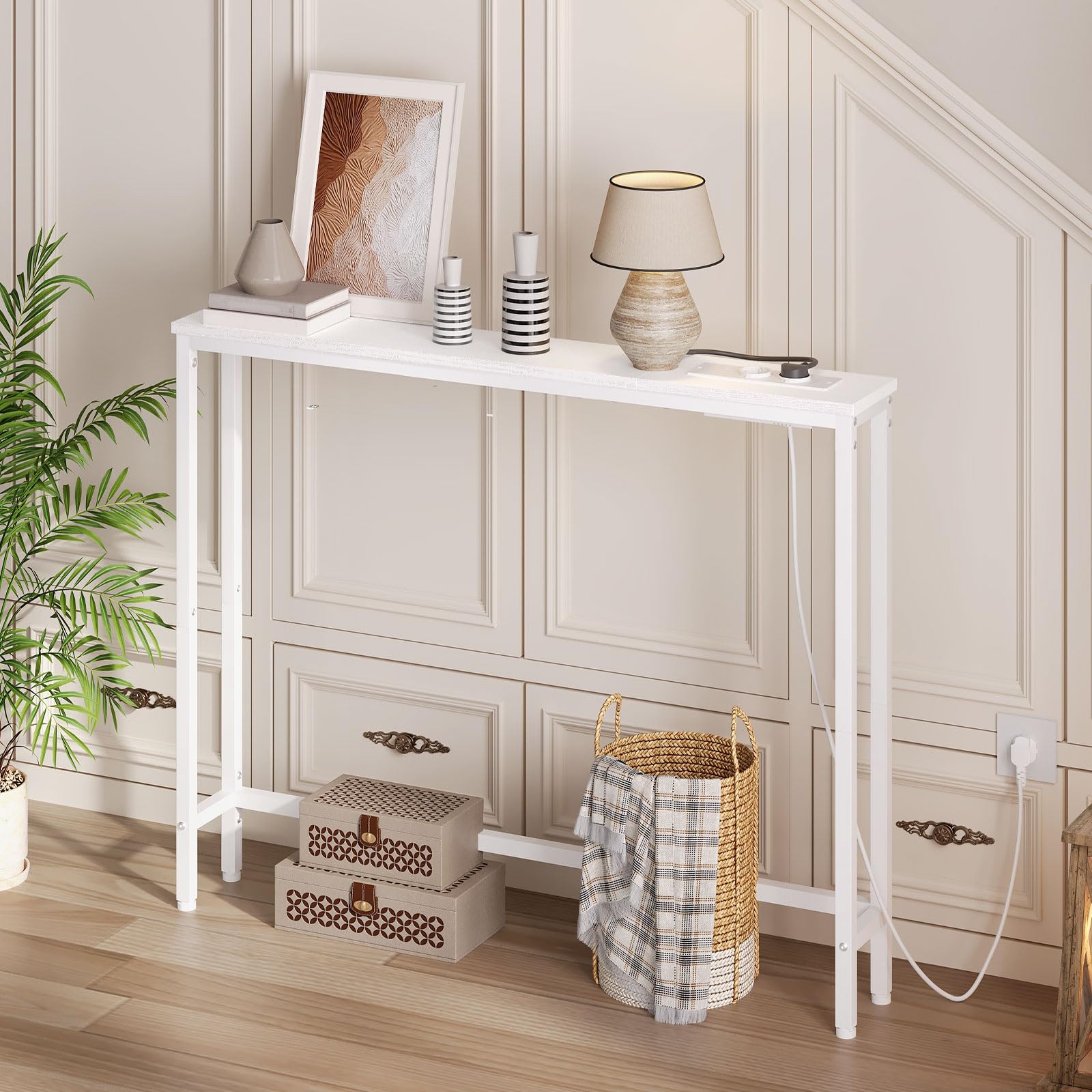 HOOBRO Mesa de Consola Estrecha de 100 cm, Mesa de Entrada con Enchufe Múltiple, para Colocar detrás del Sofá, para Sala de Estar, Pasillo, Marco de Metal, Blanco EWW52CXG01G1