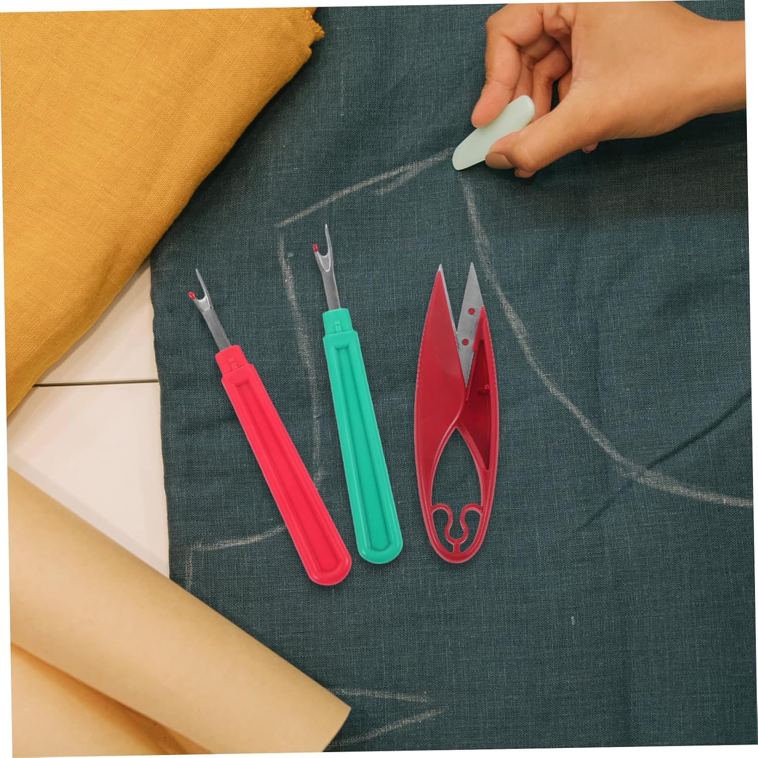 KALLORY 9-Piece Seam Ripper Set for Sewing Antique Thread Cutter Tool Embroidery Removal Kit Needle Puller for DIY Projects and Crafting