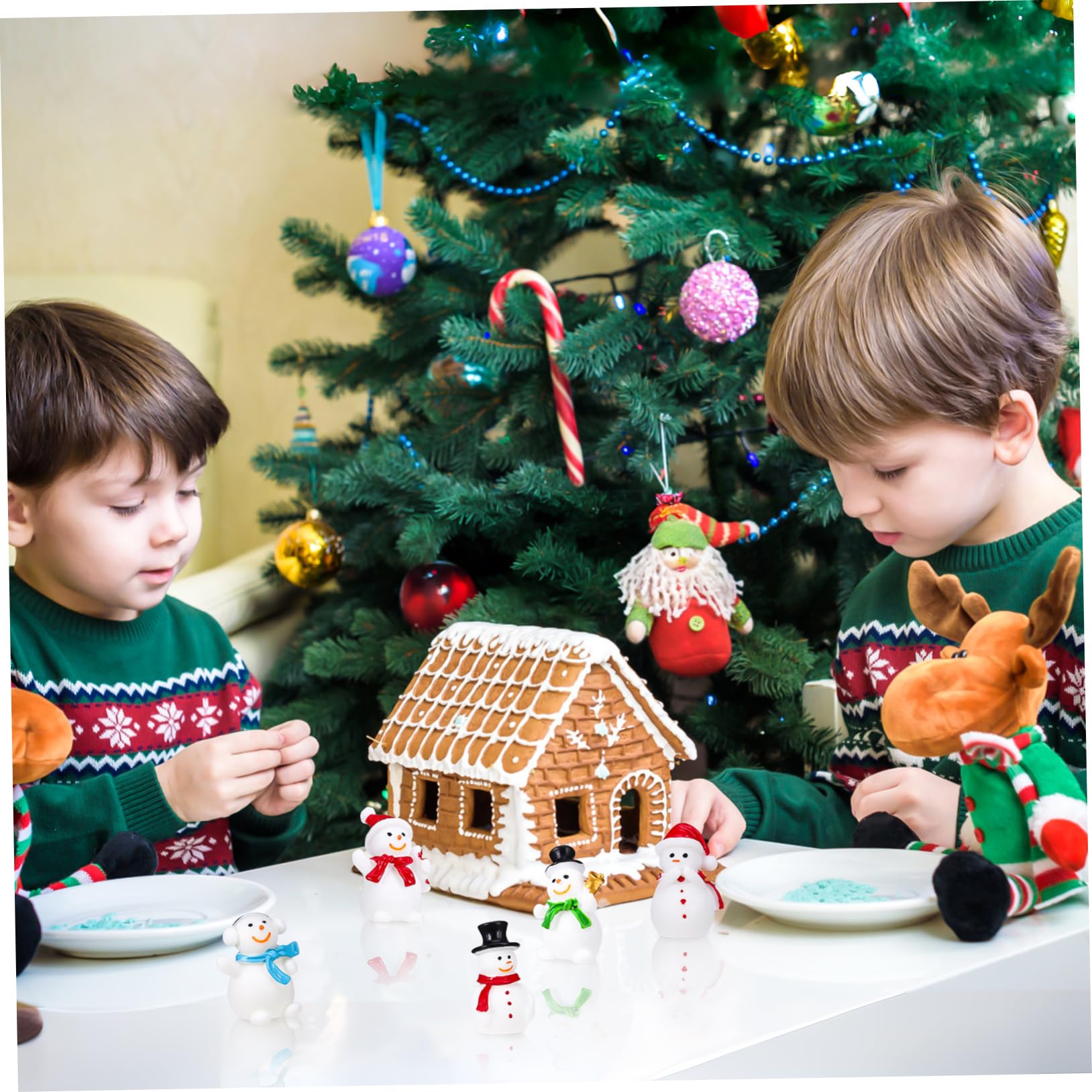 Toddmomy 50 Uds Mini Figuritas De Muñeco De Nieve Muñeco De Nieve En Miniatura De Navidad Muñeco De Nieve De Resina con Sombrero para Manualidades Fiesta De Navidad DIY