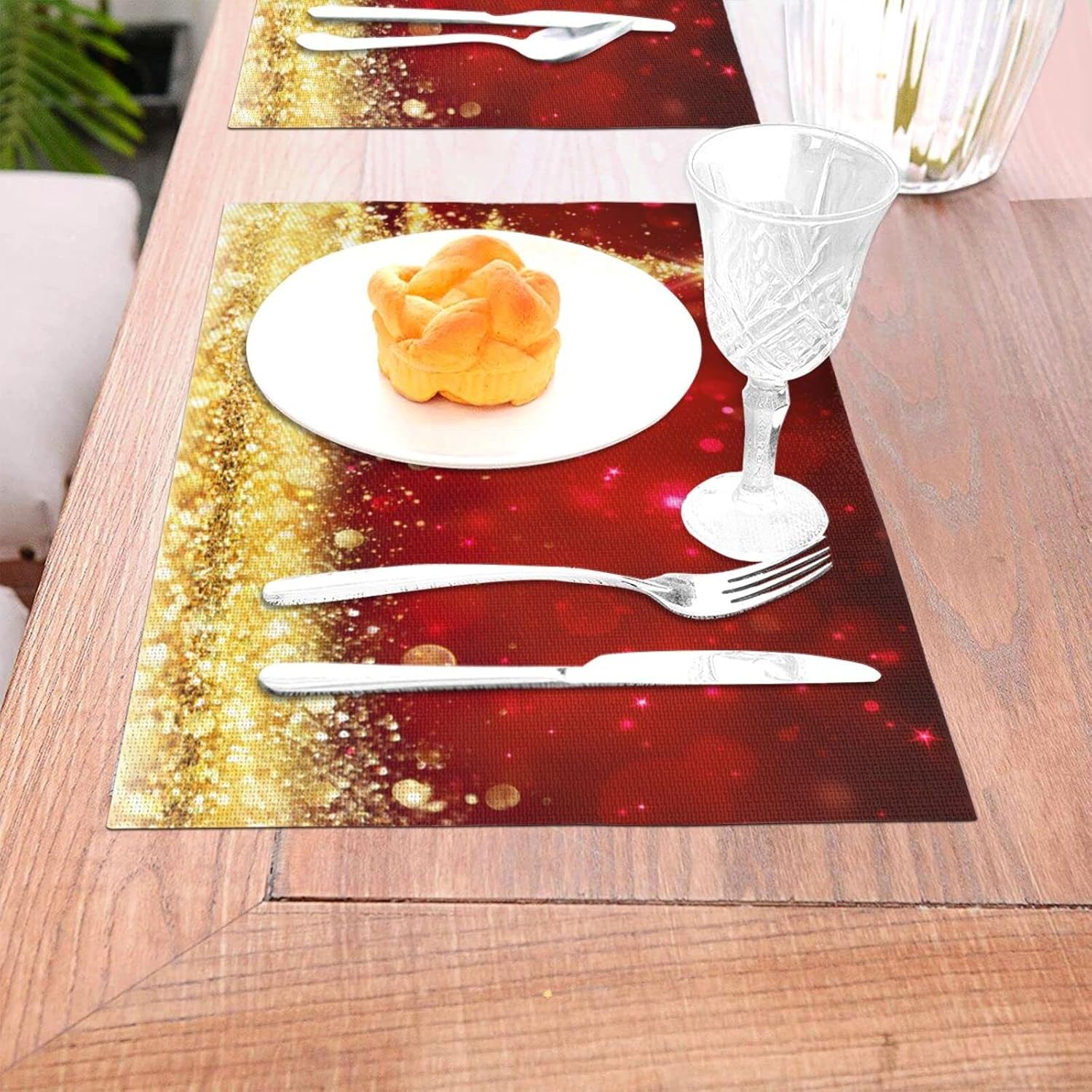 Placemats Glitter Red Gold Christmas Tree for Dining Table Set of 4 Heat Resistant 12 x 18 Inch Durable PVC Place Mats Non-Slip Washable for Home Kitchen Restaurant Decoration