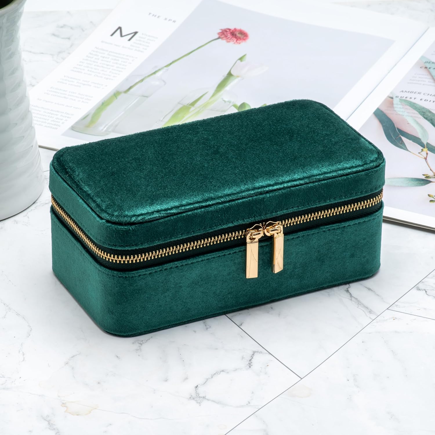 Velvet Multiple Ring Box Jewelry Organizer Display Tray with Zipper Around, Earring Watch Necklace Holder Case for Wedding Birthday Christmas Valentine Day (Green)