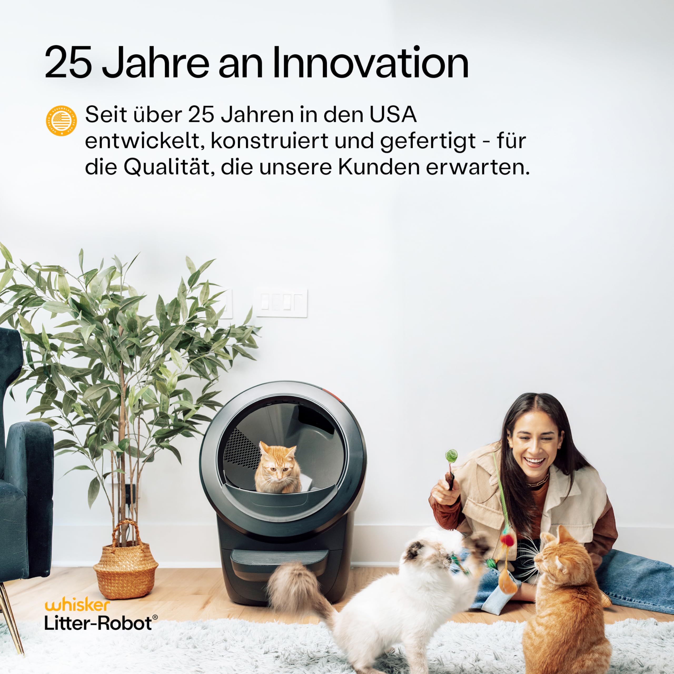 Litter-Robot 4 Beginner Bundle von Whisker, Schwarz - Automatische, selbstreinigende Katzentoilette, beinhaltet Litter-Robot, Zaun, Matte, 3 OdorTrap Nachfüllpackungen & 25 Abfallbeutel