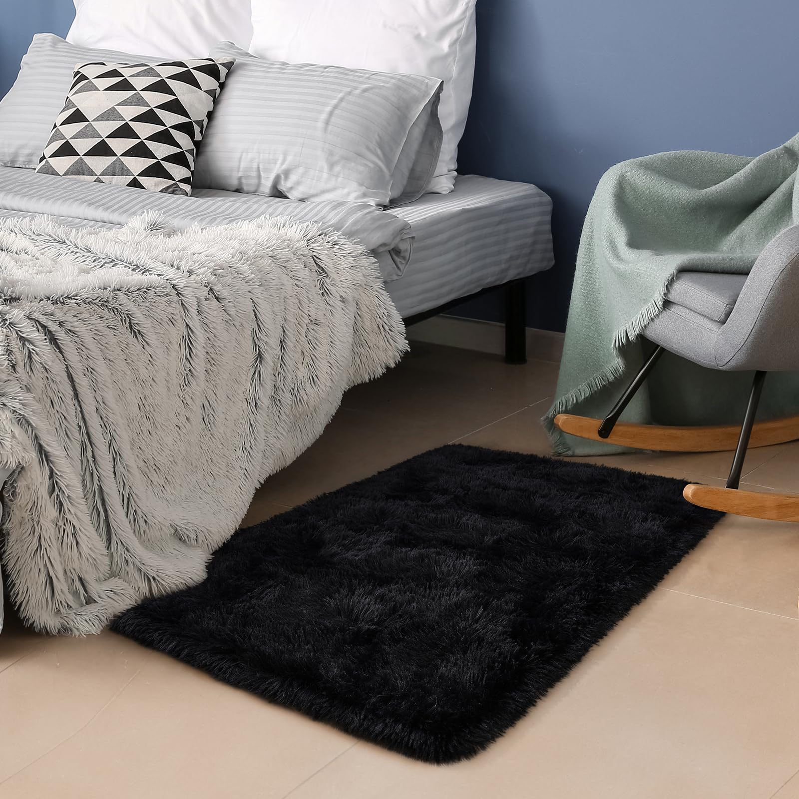 HOMORE Small Rugs for Bedroom 2x3 Feet Black Rug for Bedroom Bedside Soft Fluffy Area Rugs for Desk