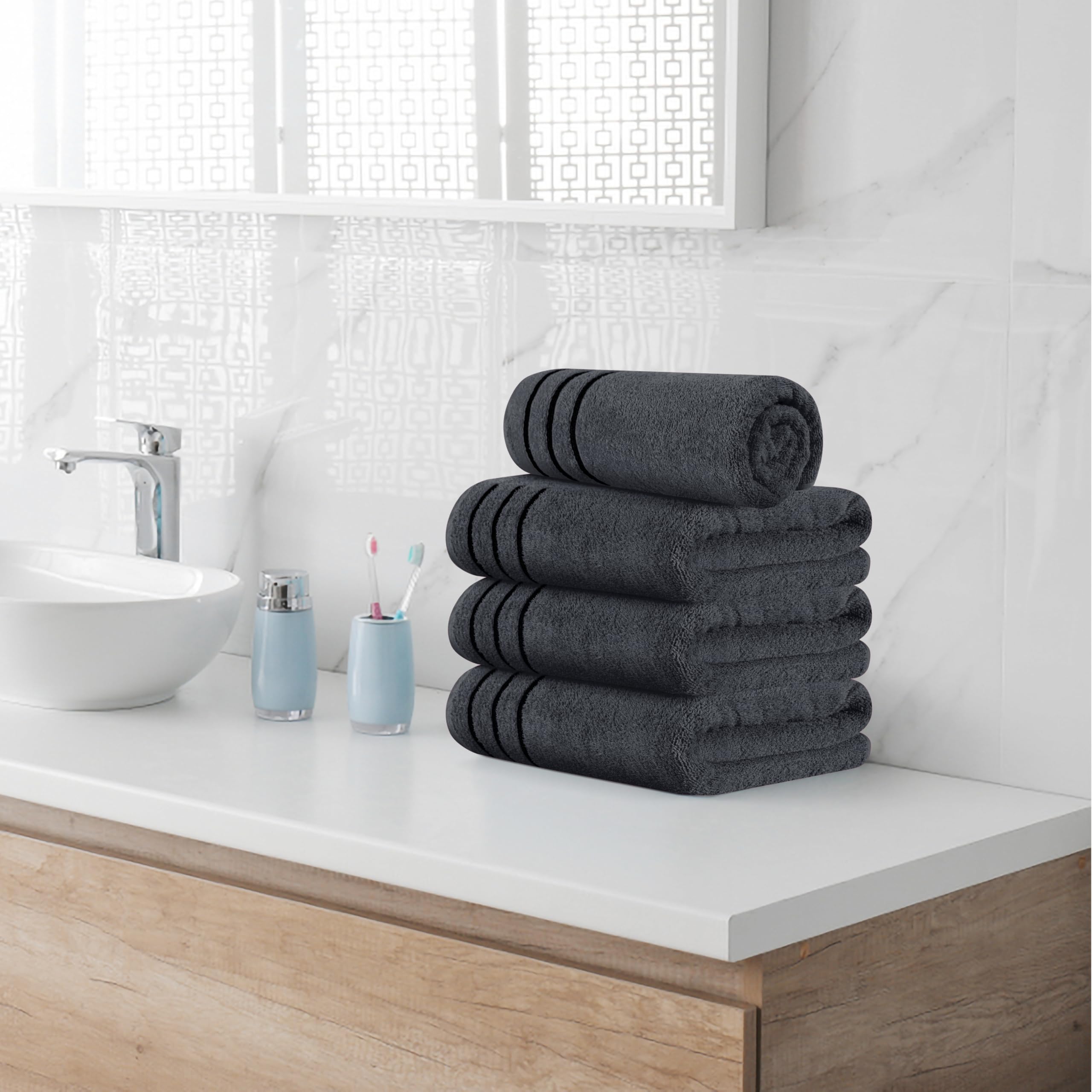MyOwn Juego de 4 toallas de baño ultrasuaves de gran tamaño de 27 x 54 pulgadas, toallas de baño 100% algodón, altamente absorbentes, compactas, de secado rápido y ligeras, ideales para gimnasio,