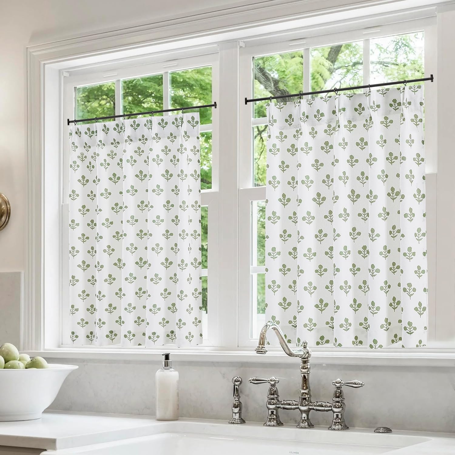 Cute Door Window Curtains,White Floral Kitchen Curtains 40 Inch Length Bathroom Window Curtain for Small Window Sage Green Flower Laundry Room Curtains Cortinas para Cocina Modernas