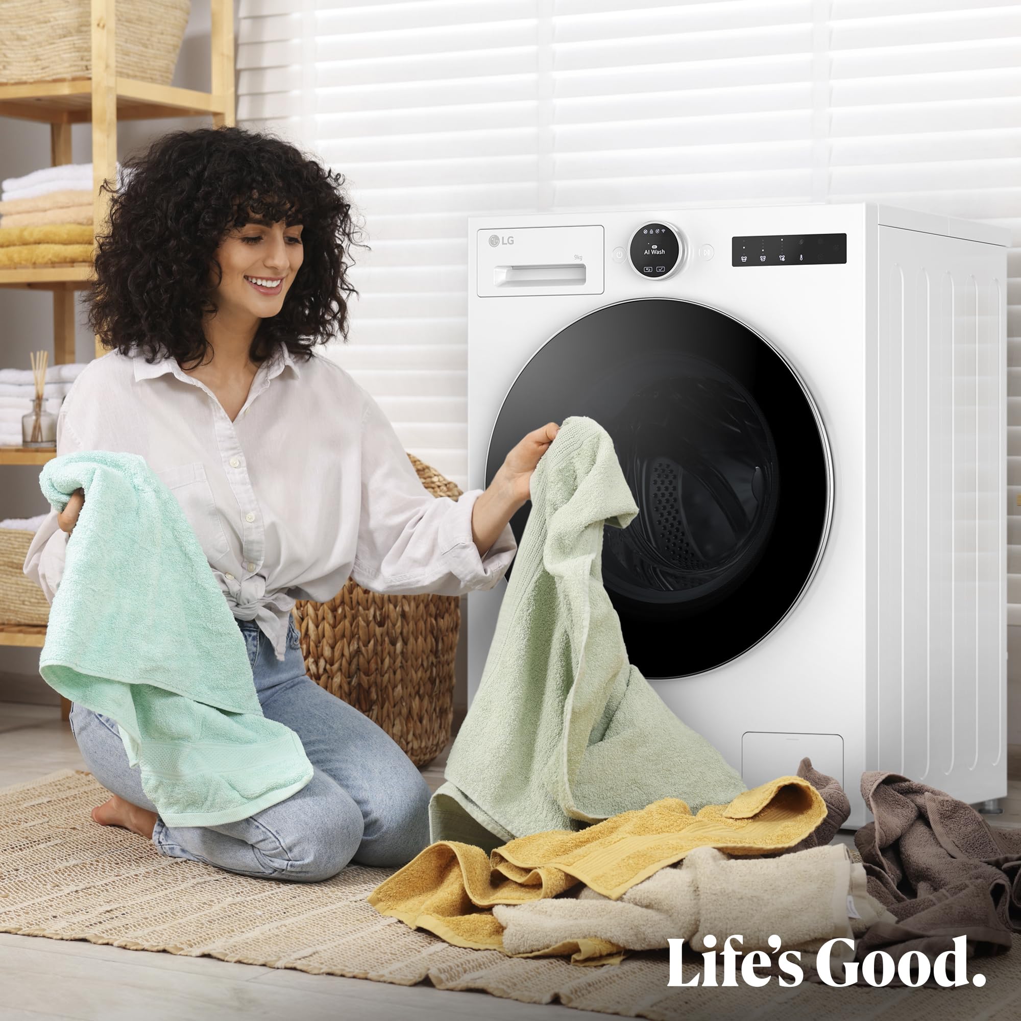 LG F4X9009TWCE Lavadora Inteligente, 9 Kg, 1400rpm, Carga Frontal, 23 Programas, AI Direct Drive, TurboWash 360º, 60% más eficiente que A, Serie 900, Blanca