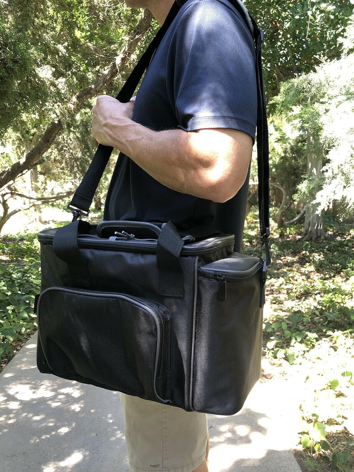 FOXI Adult Large Cooler Bag Insulated Reusable Lunch Bag for Men & women Perfect for Work, Gym, Camping, Beach, and Picnics (Black with grey trim)