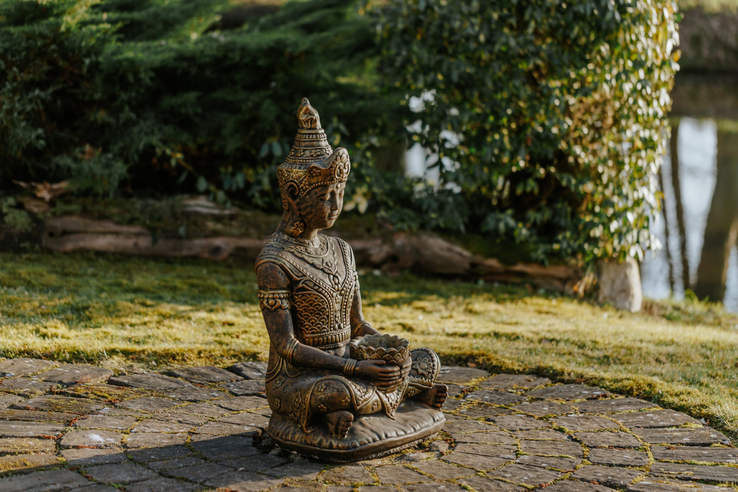 gartendekoparadies.de Statue de Bouddha thaïlandais en pierre moulée résistante au gel, hauteur 80 cm, 75 kg, pour extérieur (doré)
