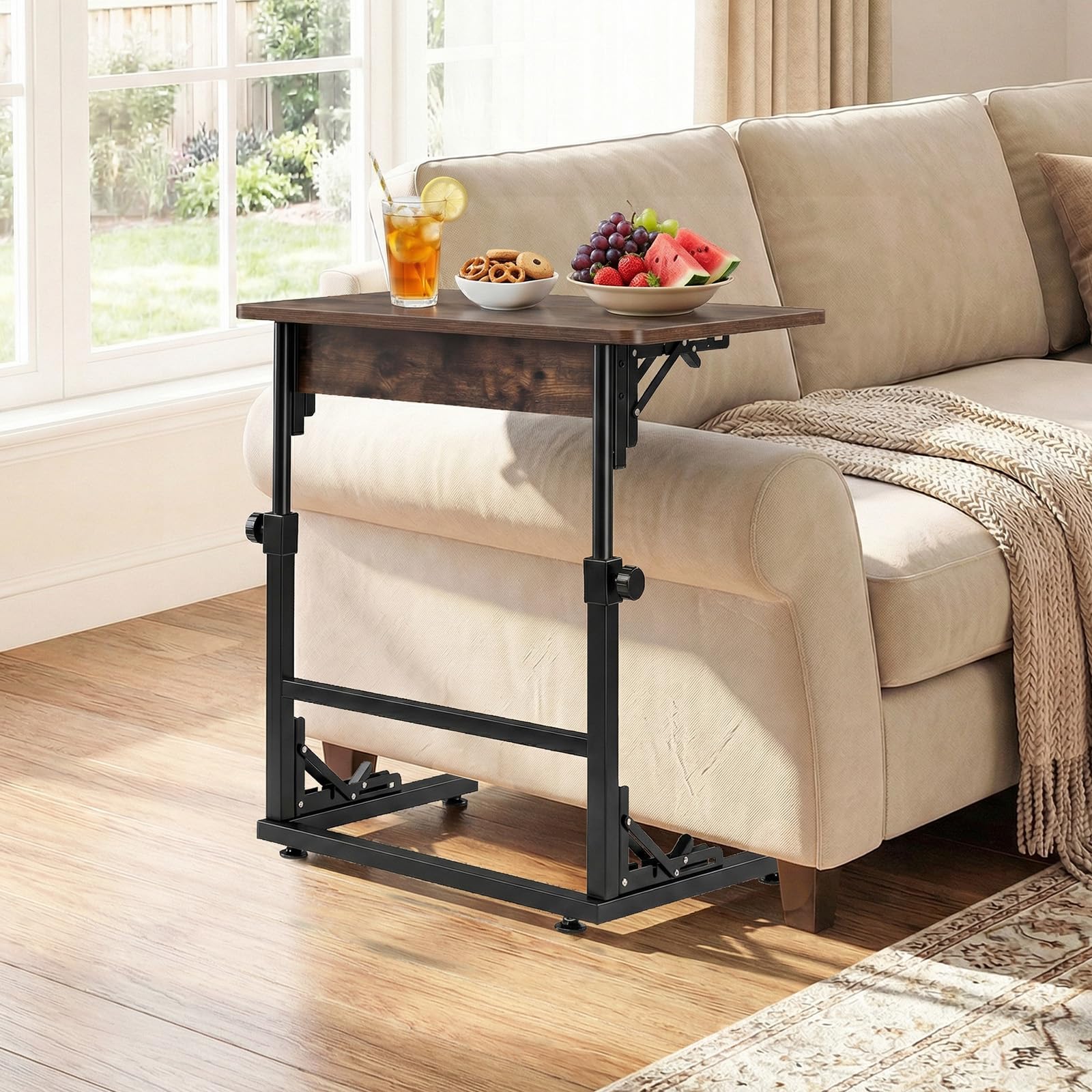 COSTWAY Mesa Auxiliar Plegable en Forma de C, Mesita Lateral para Sofá, Altura Ajustable y Estructura Metálica, Escritorio Industrial para Ordenador Portátil, Salón, Dormitorio, 59,5 x 39 x 51-66 cm