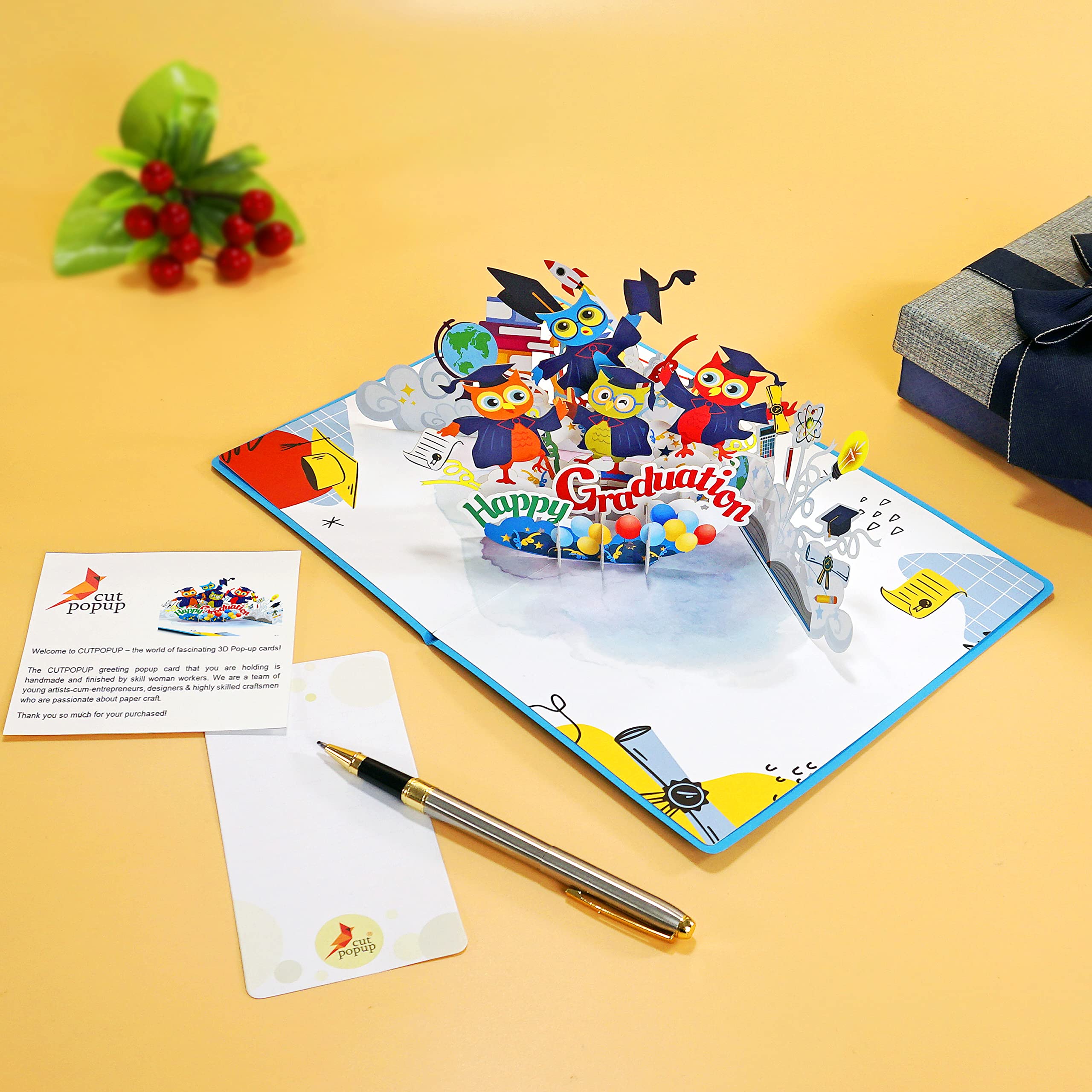 Biglietto Pop-Up 3D Laurea Con Gufo - Carta Di Auguri 3D Per Laurea 2023 - CUTPOPUP - 3