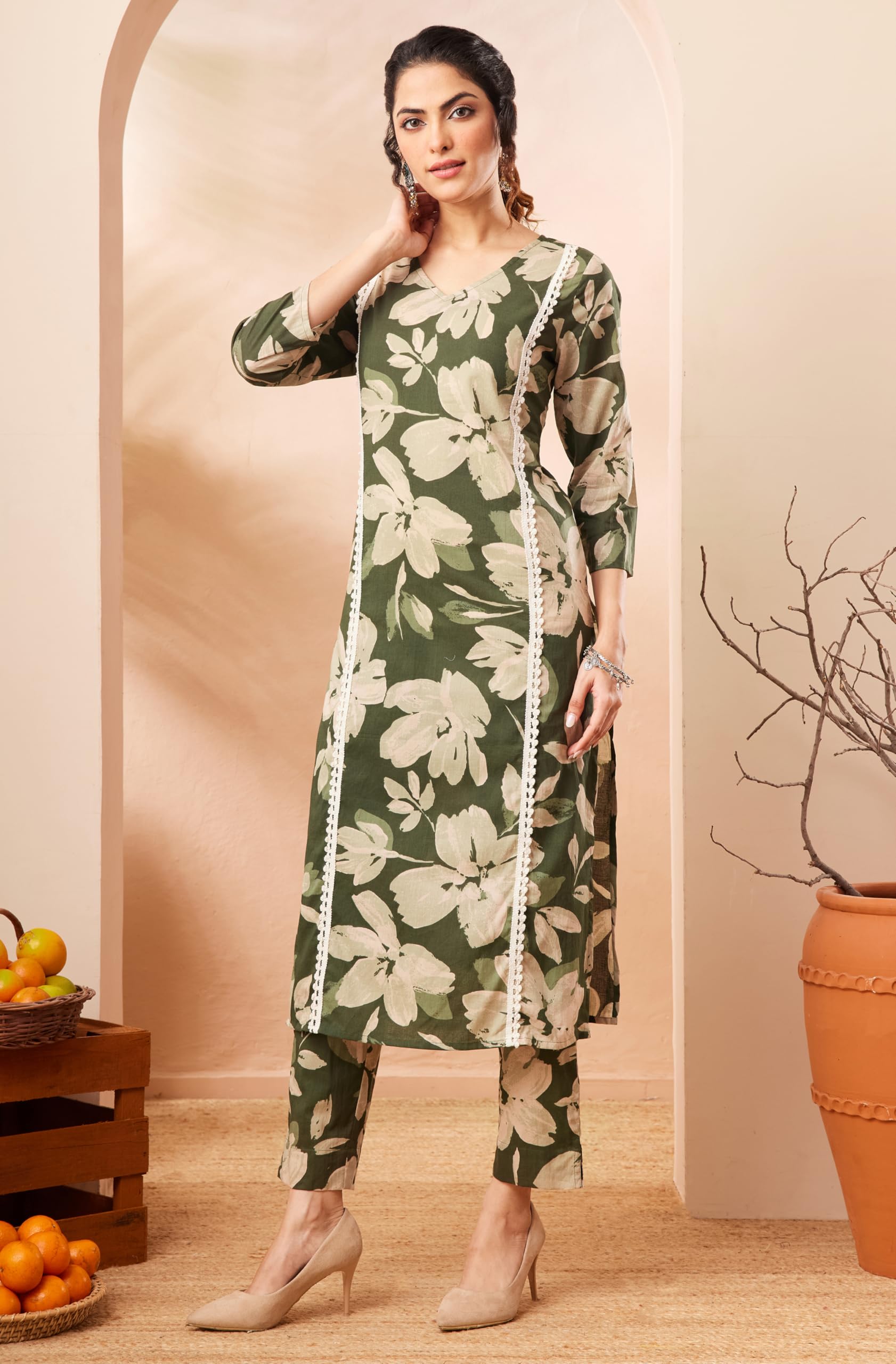Janasya Women's Olive Pure Cotton Floral Printed Straight Kurta Pant Set product image 4