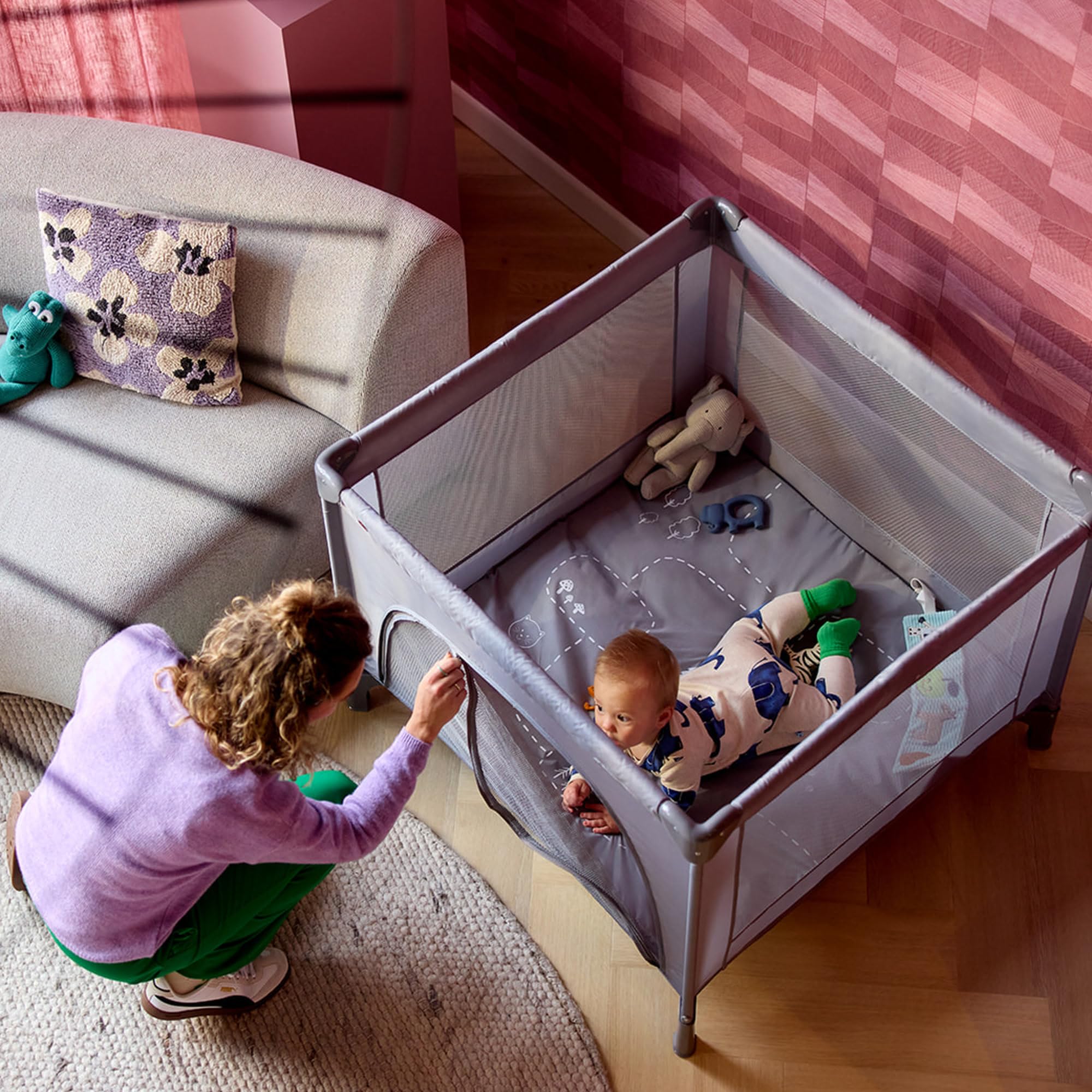 Bebeconfort Adonis, lit parapluie et parc bébé 2-en-1, 0-3 ans (15 kg), lit bébé pliable compact, fenêtre d’entrée latérale, grand matelas rembourré, facile à plier, design stable, Mineral Grey