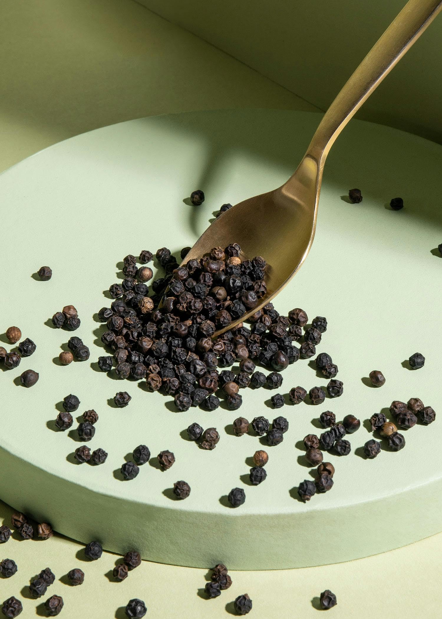 KoRo - Poivre noir bio en grains entiers 1 kg