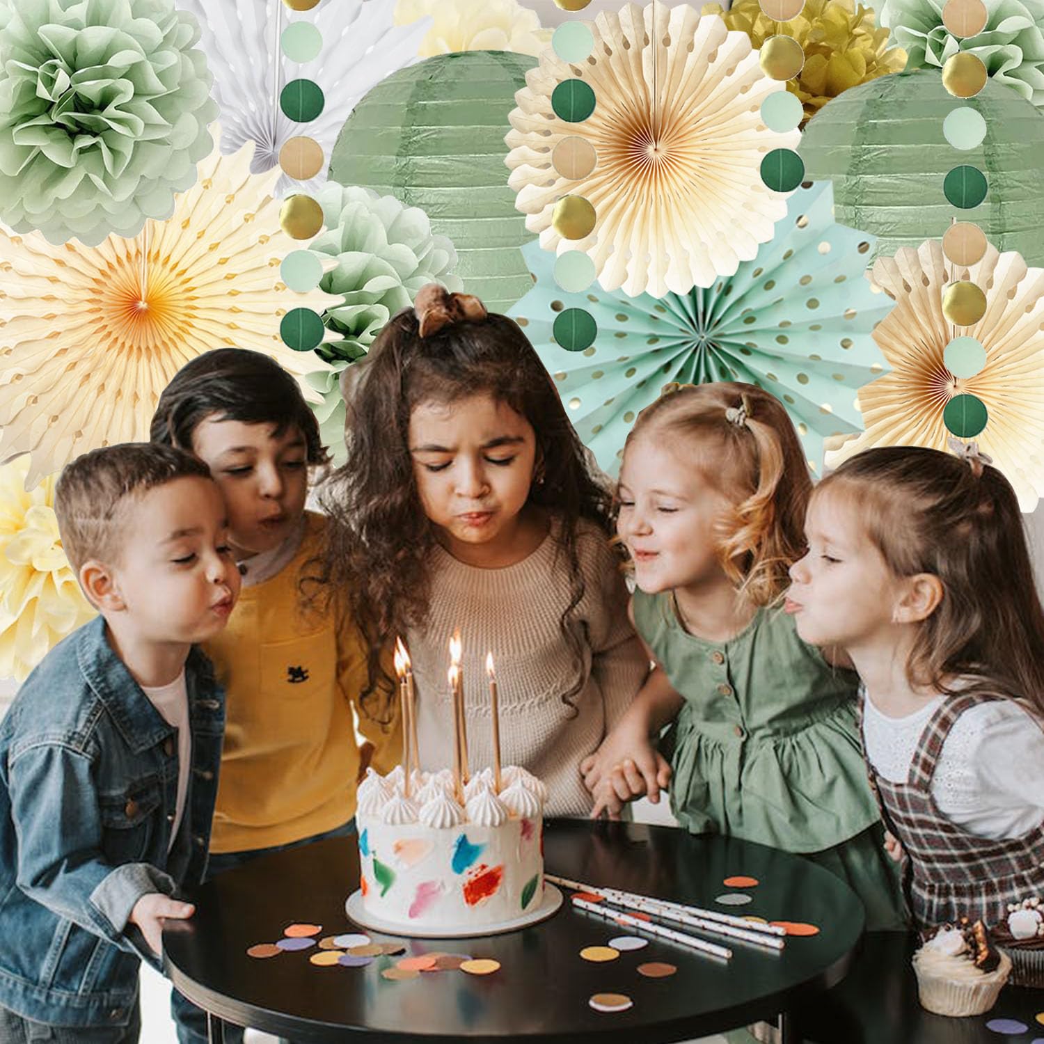 Decoratie bol - lichtroze - 30 cm - crepe papier - versiering - feest | Fun en Feest